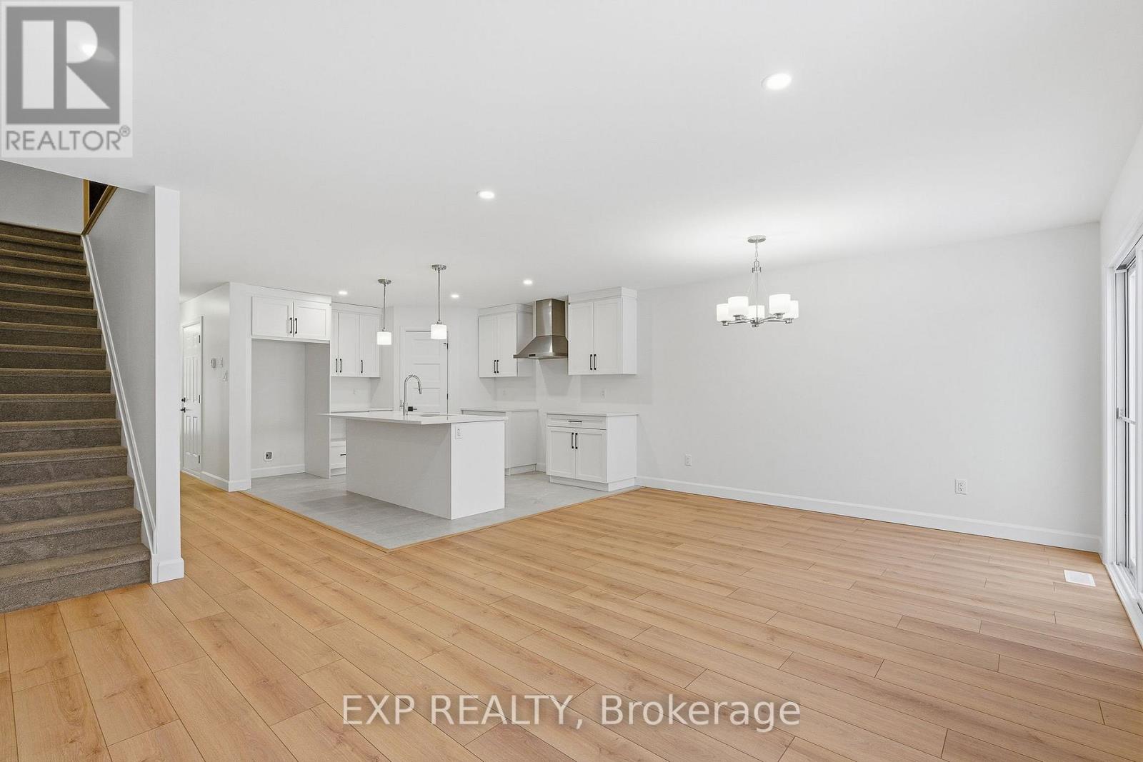 136 Elizabeth Street Street, North Dundas, Ontario  K0A 2M0 - Photo 14 - X12972502