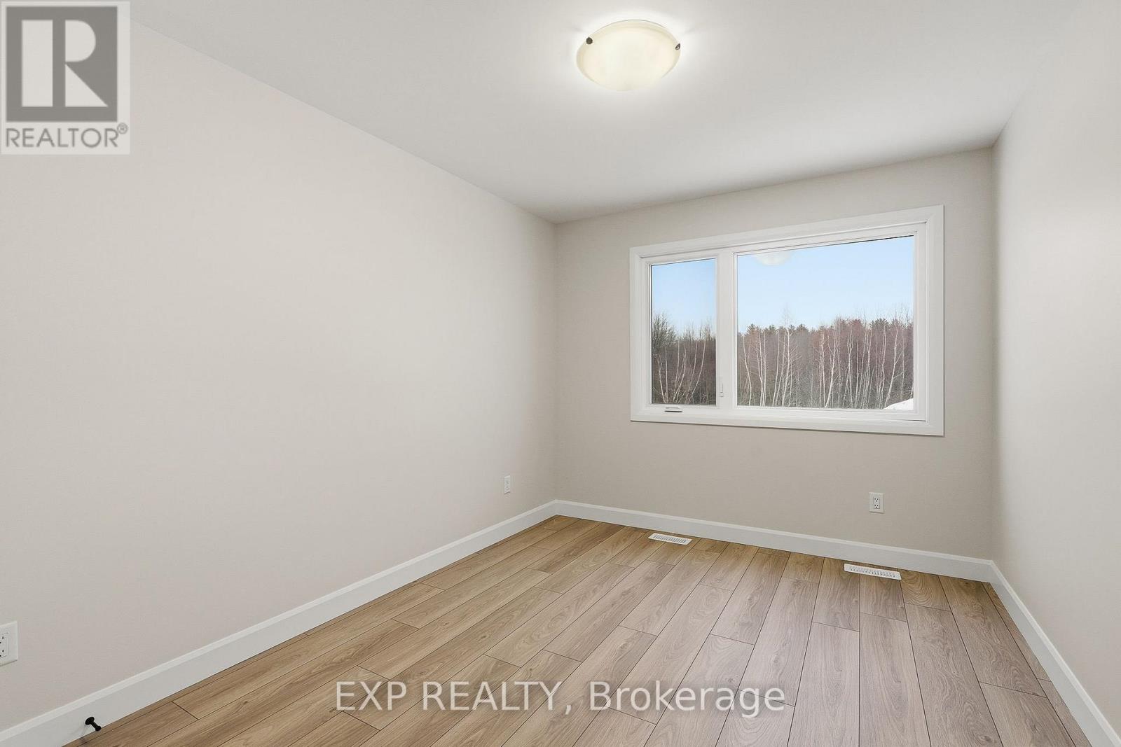 140 Elizabeth Crescent, North Dundas, Ontario  K0A 2M0 - Photo 15 - X12972606