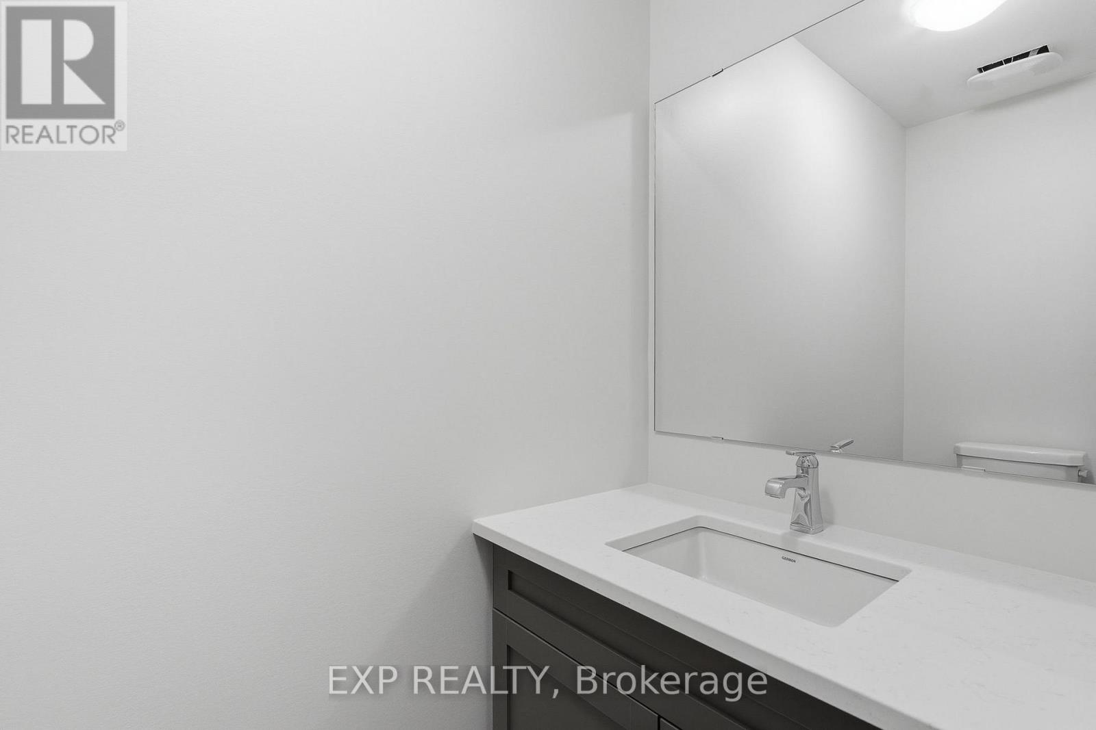140 Elizabeth Crescent, North Dundas, Ontario  K0A 2M0 - Photo 3 - X12972606