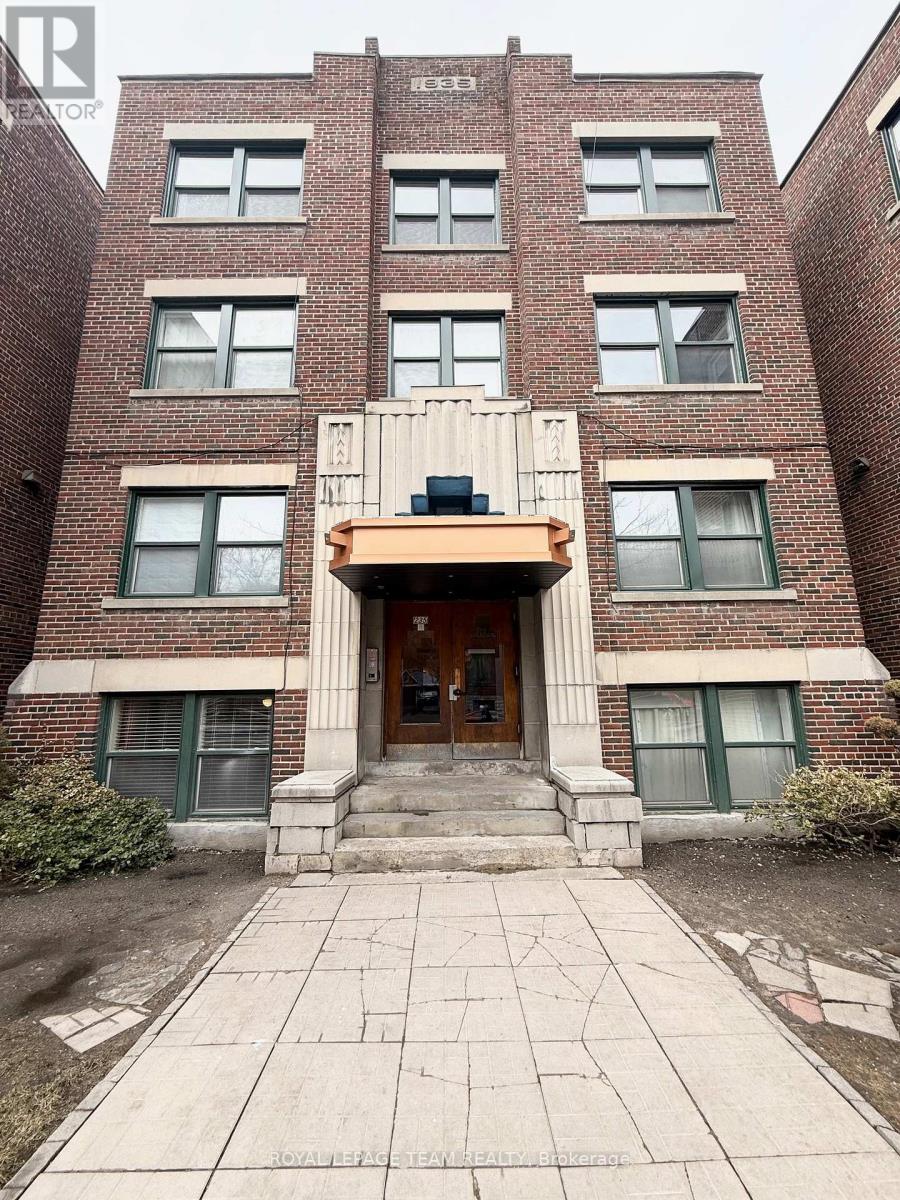 2 - 235 COOPER STREET, Ottawa, Ontario