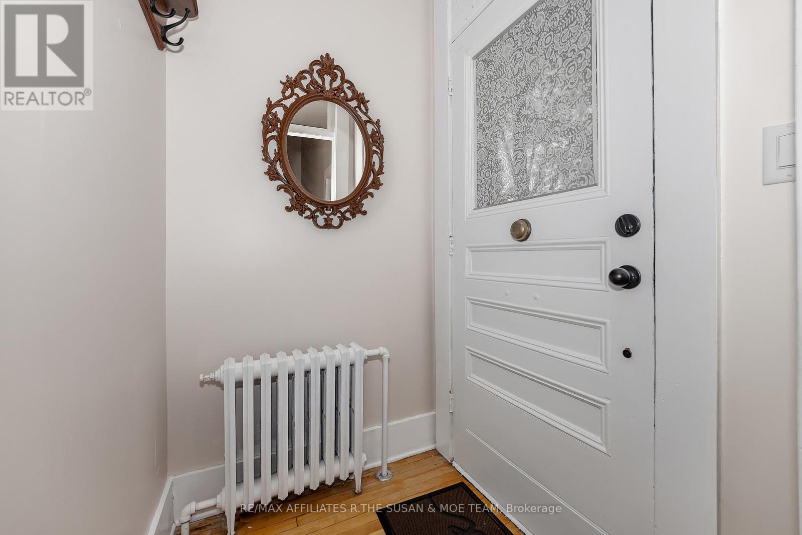 194 Augusta Street, Ottawa, Ontario  K1N 8C3 - Photo 5 - X12974100