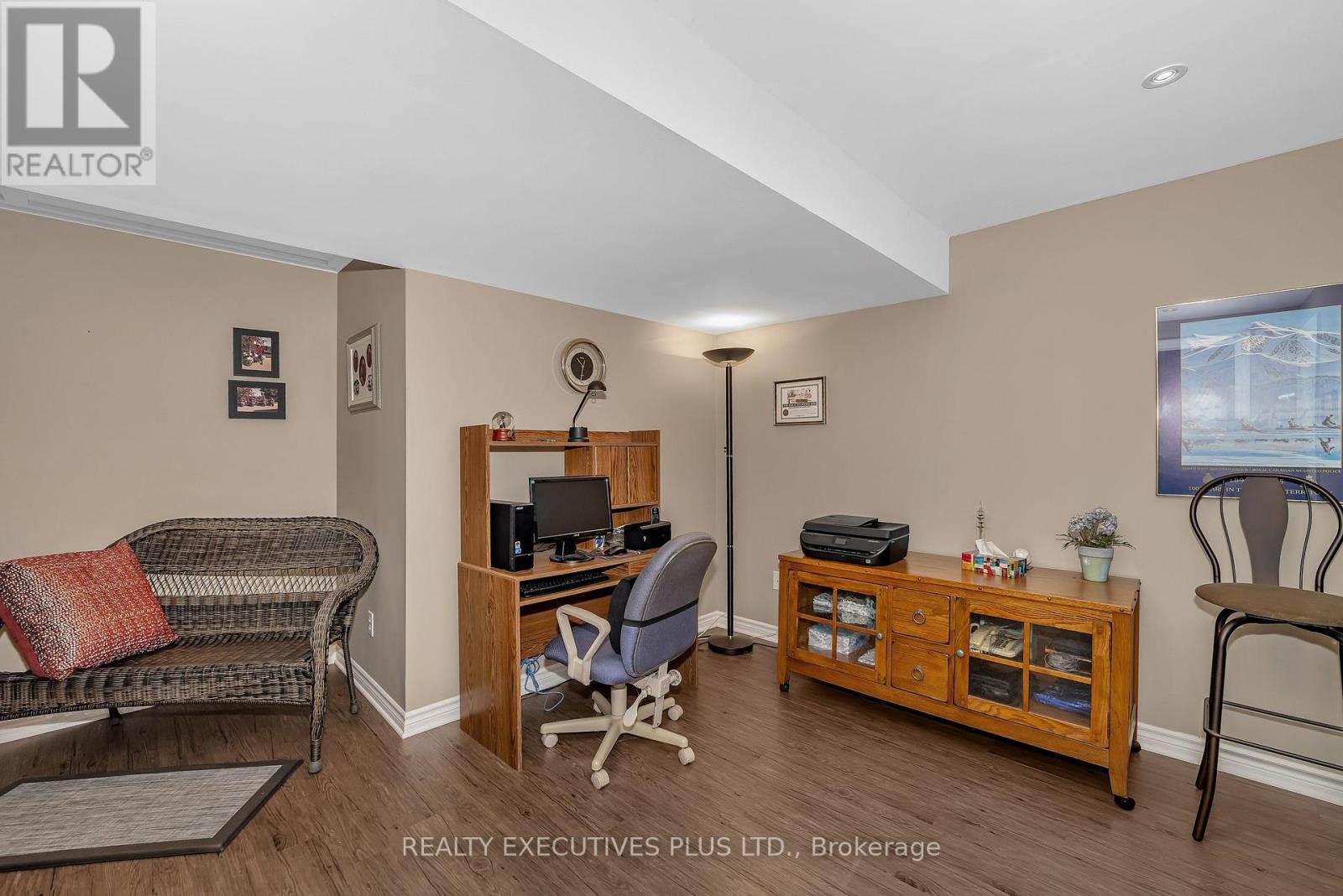 11 Grove Street, South Dundas, Ontario  K0E 1K0 - Photo 25 - X12977634