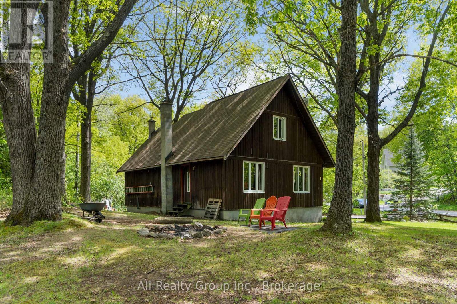 190 WOODS ROAD, Ottawa, Ontario