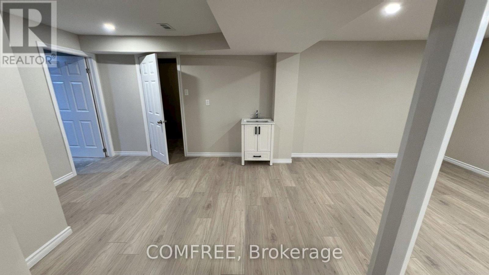 1320 Notting Hill Avenue, Ottawa, Ontario  K1V 6T4 - Photo 41 - X12978694