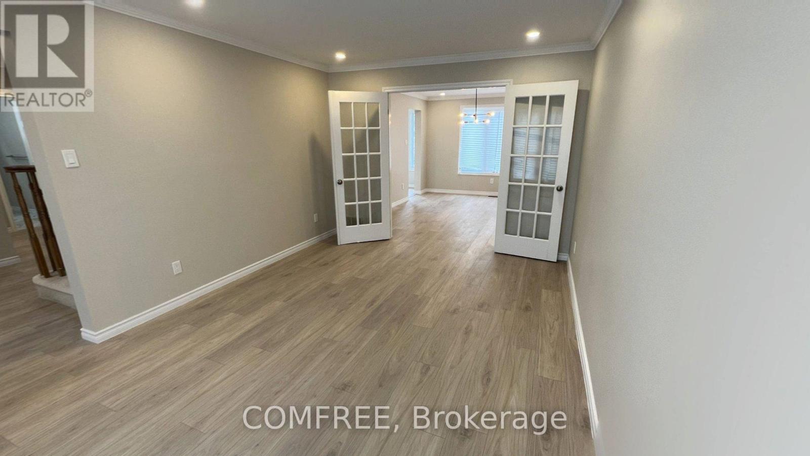 1320 Notting Hill Avenue, Ottawa, Ontario  K1V 6T4 - Photo 6 - X12978694