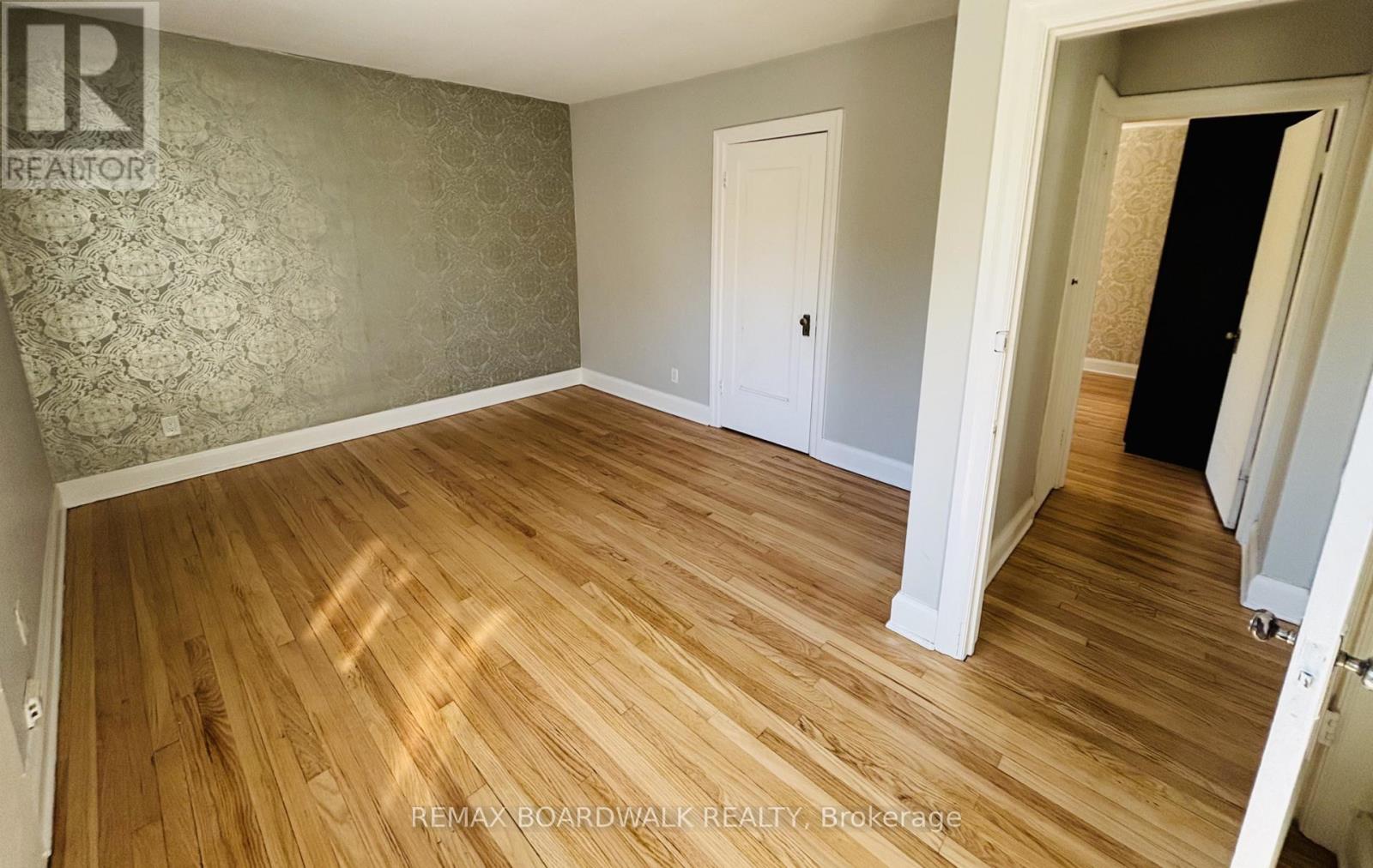320 Laurier Avenue E, Ottawa, Ontario  K1N 6P6 - Photo 15 - X12978696