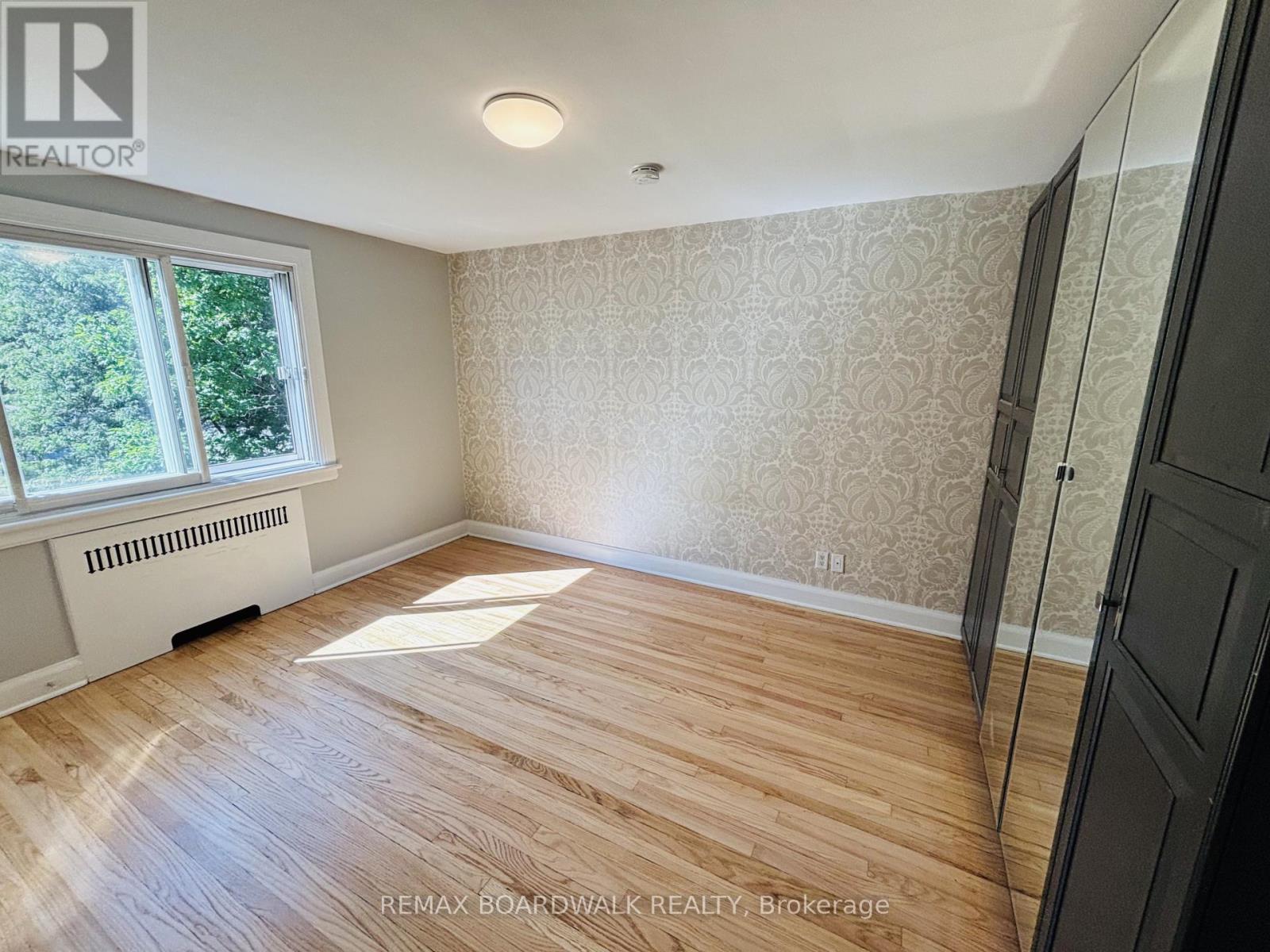 320 Laurier Avenue E, Ottawa, Ontario  K1N 6P6 - Photo 16 - X12978696