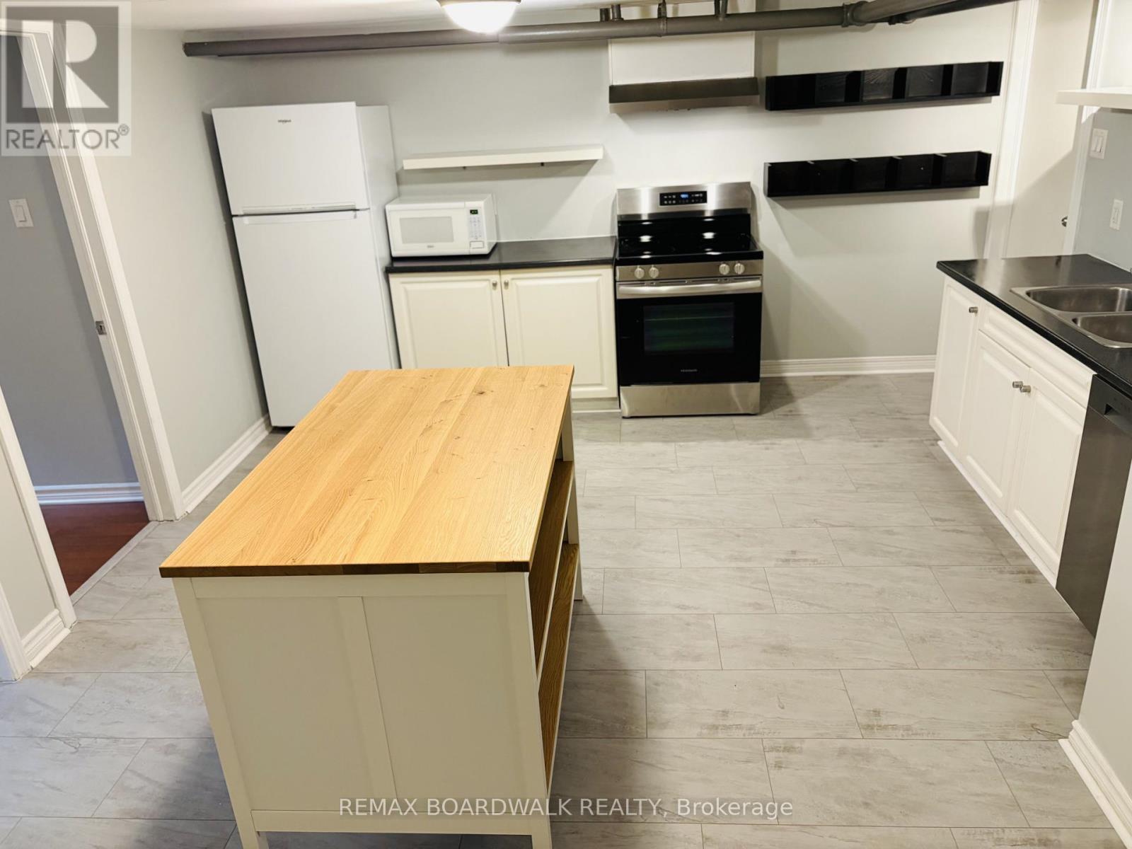 320 Laurier Avenue E, Ottawa, Ontario  K1N 6P6 - Photo 18 - X12978696