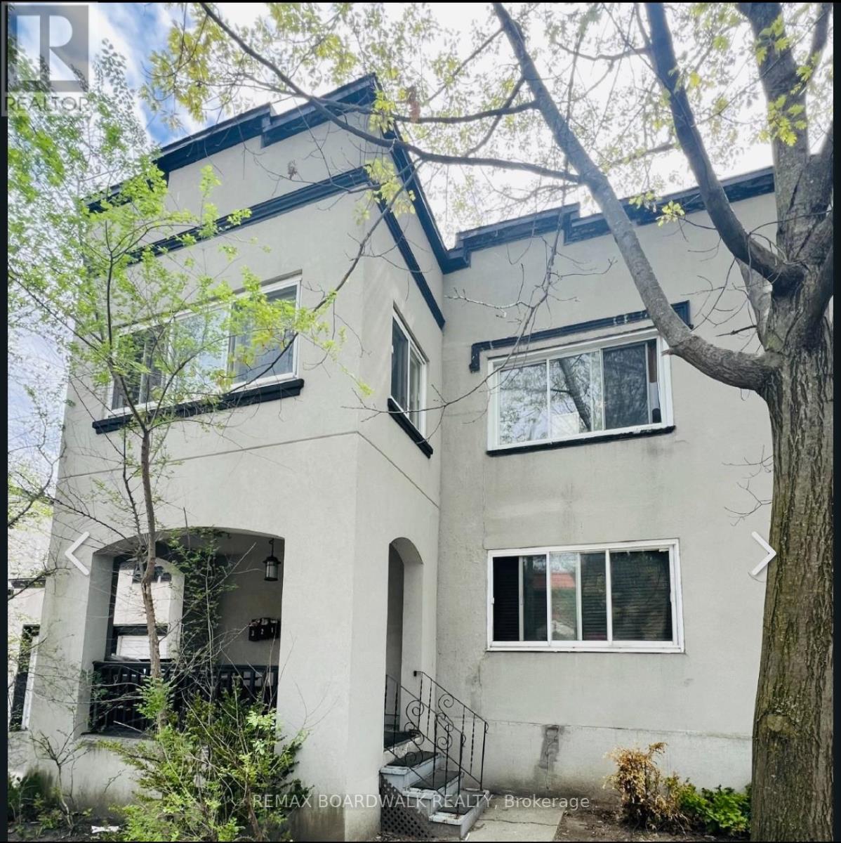 320 Laurier Avenue E, Ottawa, Ontario  K1N 6P6 - Photo 3 - X12978696