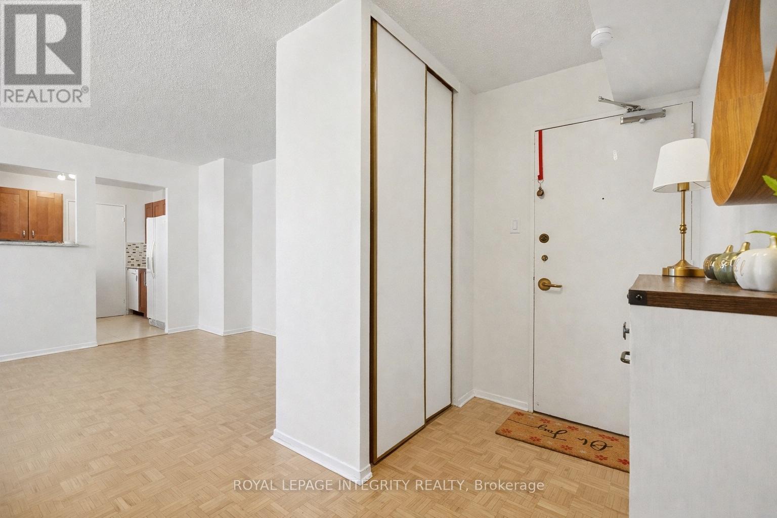 803 - 2625 Regina Street, Ottawa, Ontario  K2B 5W8 - Photo 7 - X12979366