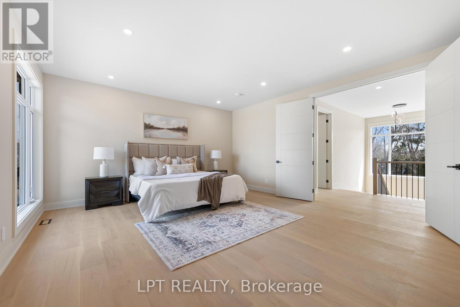15 Briggs Avenue, Ottawa, Ontario  K2E 6W5 - Photo 25 - X12979786