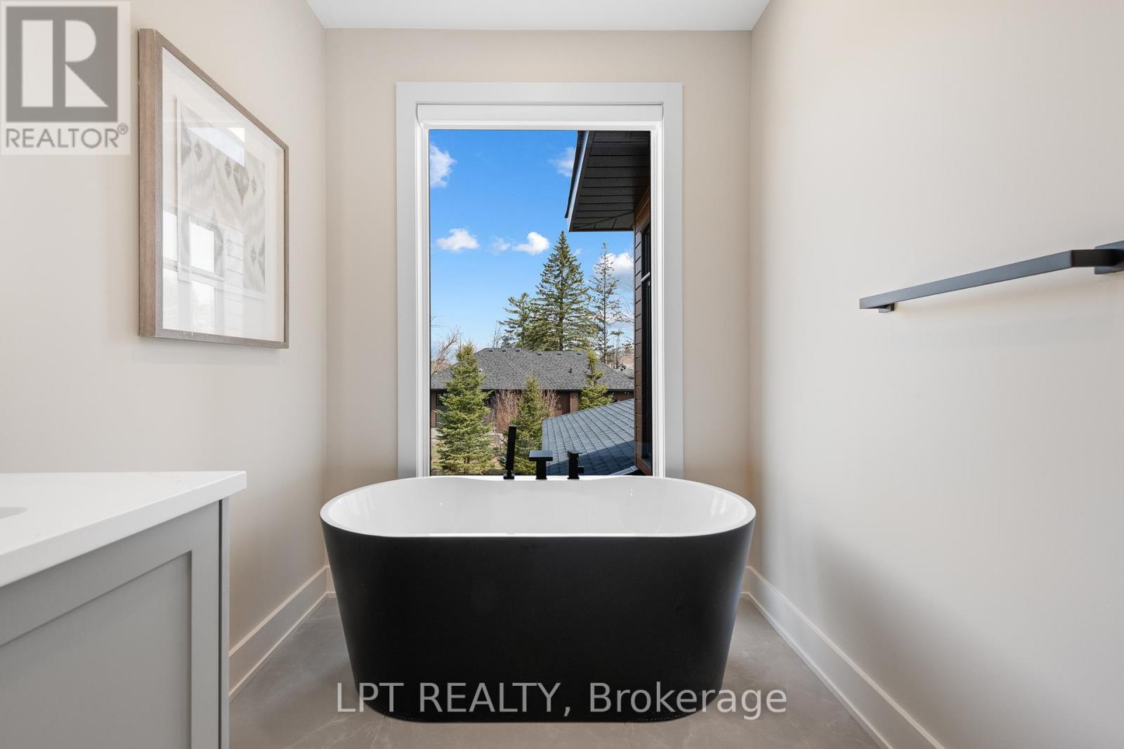15 Briggs Avenue, Ottawa, Ontario  K2E 6W5 - Photo 29 - X12979786