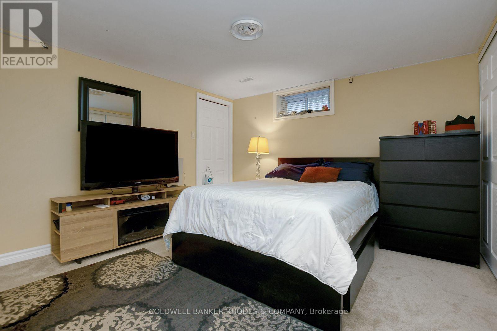 2424 Heaton Avenue, Ottawa, Ontario  K1G 1J2 - Photo 25 - X12979922