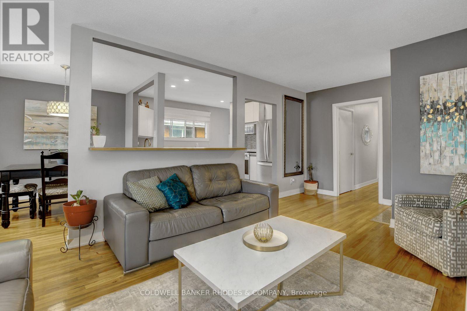 2424 Heaton Avenue, Ottawa, Ontario  K1G 1J2 - Photo 6 - X12979922
