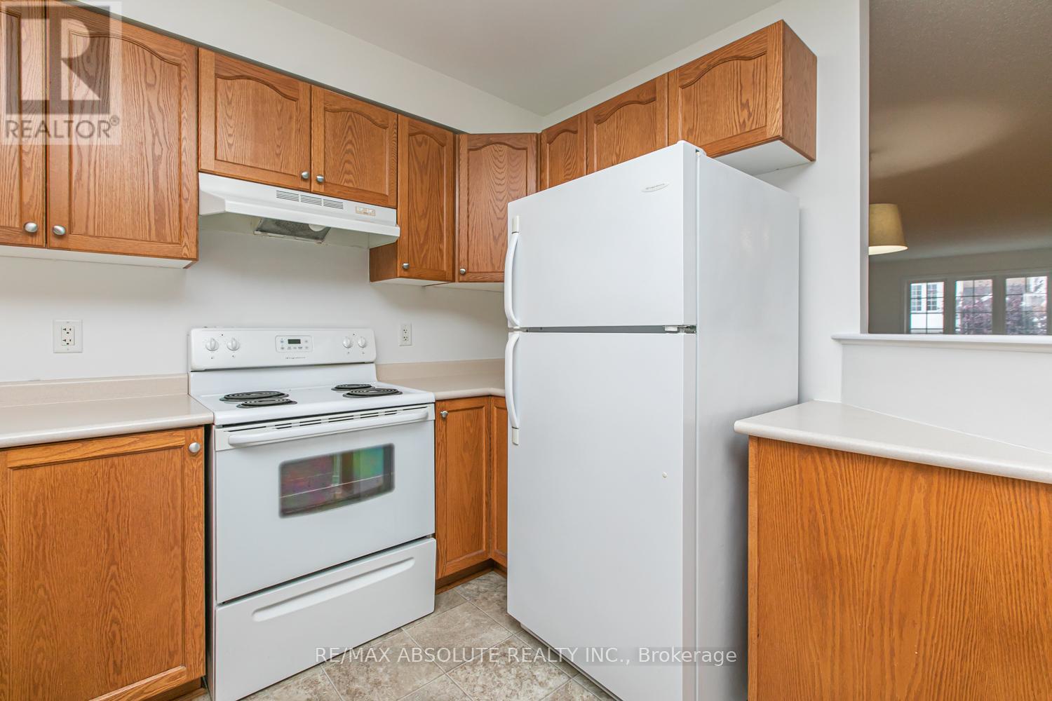 246 Gershwin Private, Ottawa, Ontario  K2H 1G5 - Photo 9 - X12980016