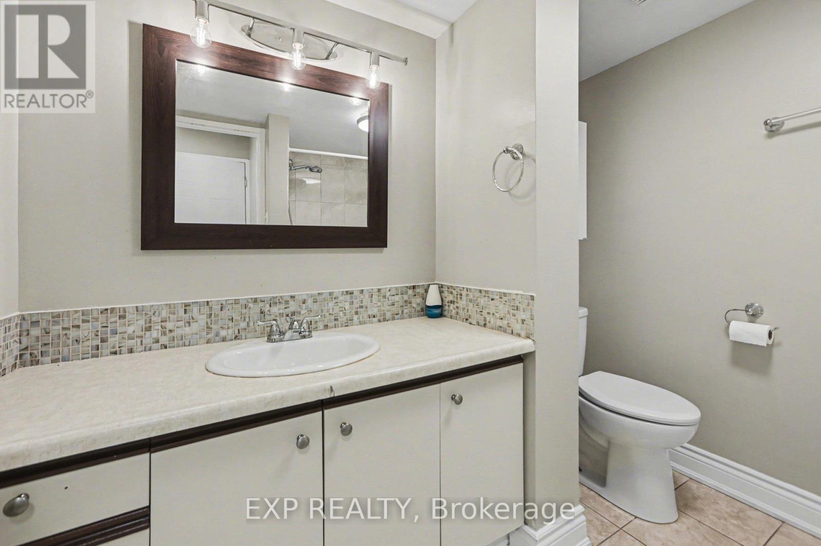 404 - 80 Sandcastle Drive, Ottawa, Ontario  K2H 9E7 - Photo 13 - X12980120