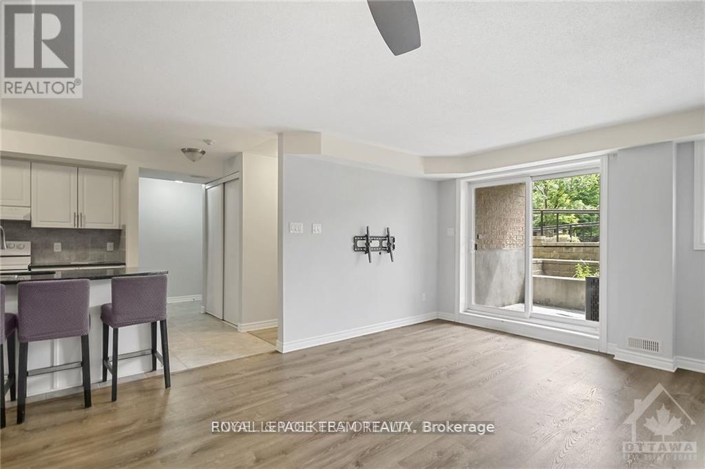 2 - 46 Barnstone Drive, Ottawa, Ontario  K2G 4R6 - Photo 6 - X12981528