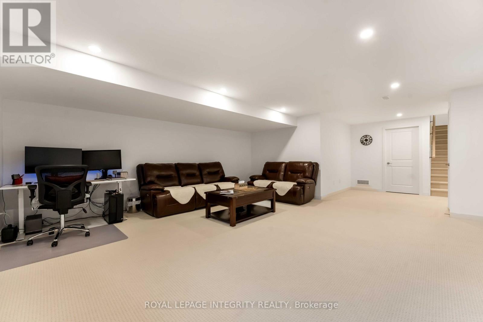 221 Finsbury Avenue, Ottawa, Ontario  K2S 2X9 - Photo 42 - X12981560