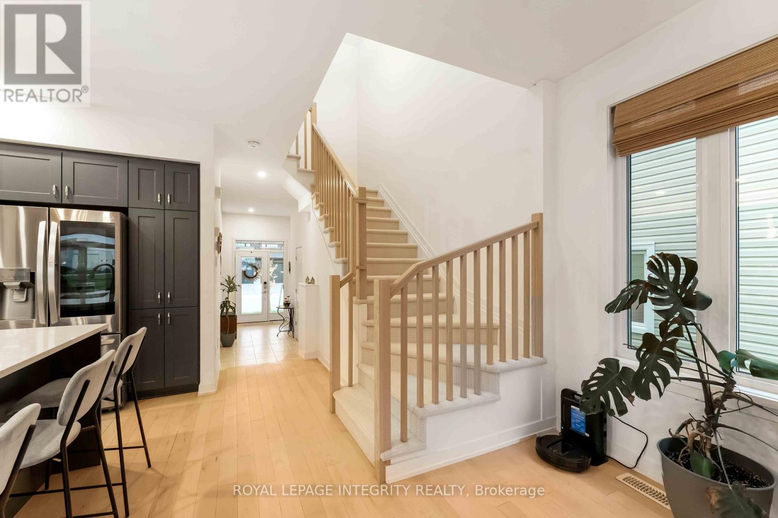 221 Finsbury Avenue, Ottawa, Ontario  K2S 2X9 - Photo 6 - X12981560