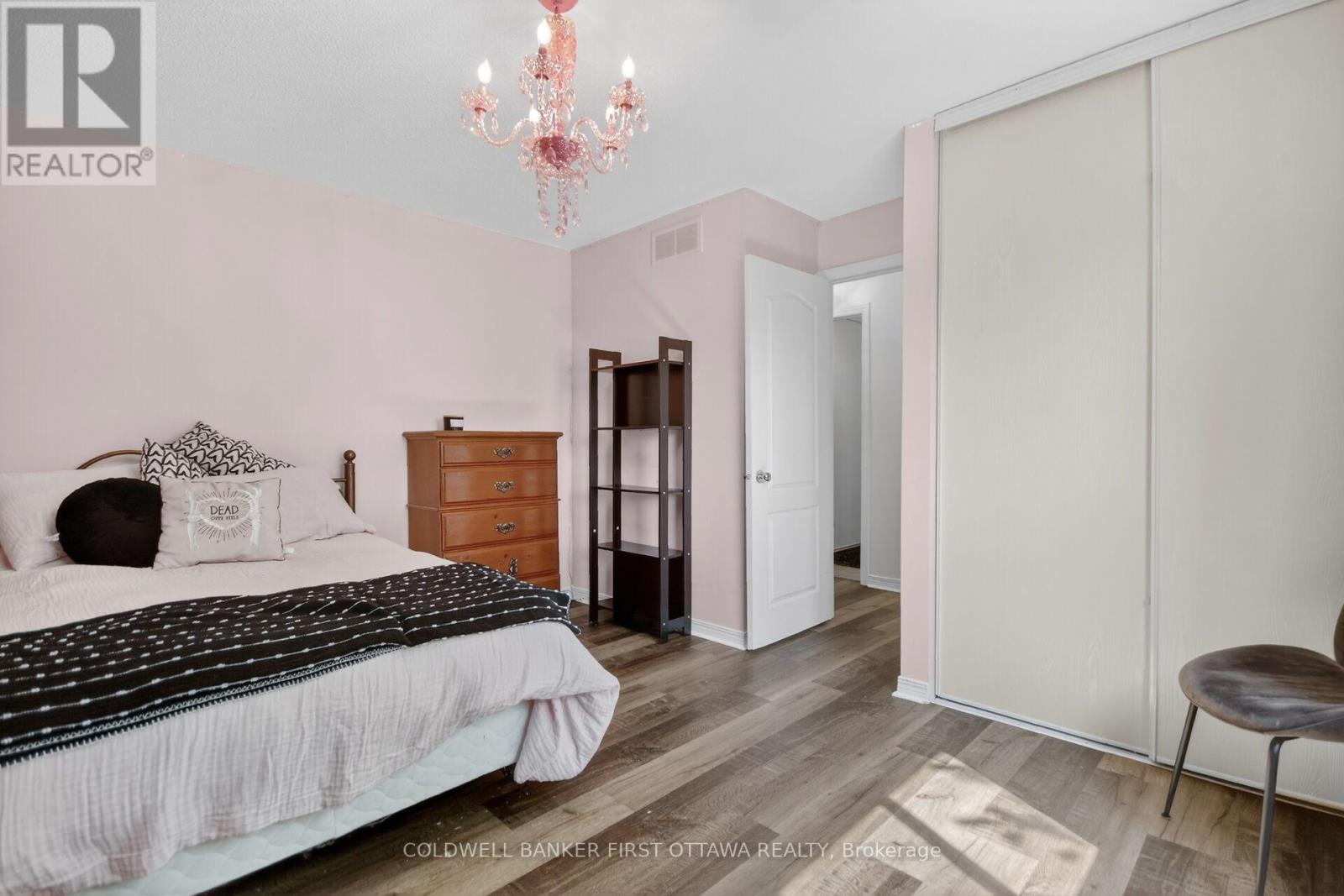4 Mcdiarmid Lane N, Carleton Place, Ontario  K7C 4S1 - Photo 21 - X12983360