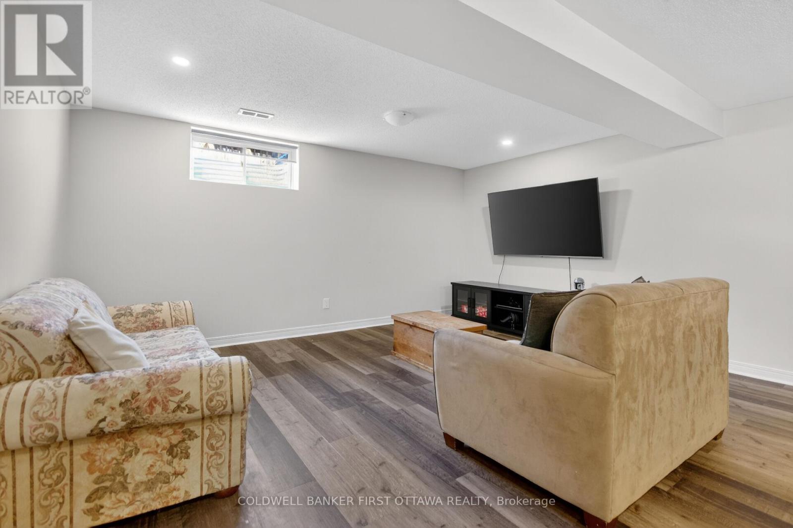 4 Mcdiarmid Lane N, Carleton Place, Ontario  K7C 4S1 - Photo 23 - X12983360