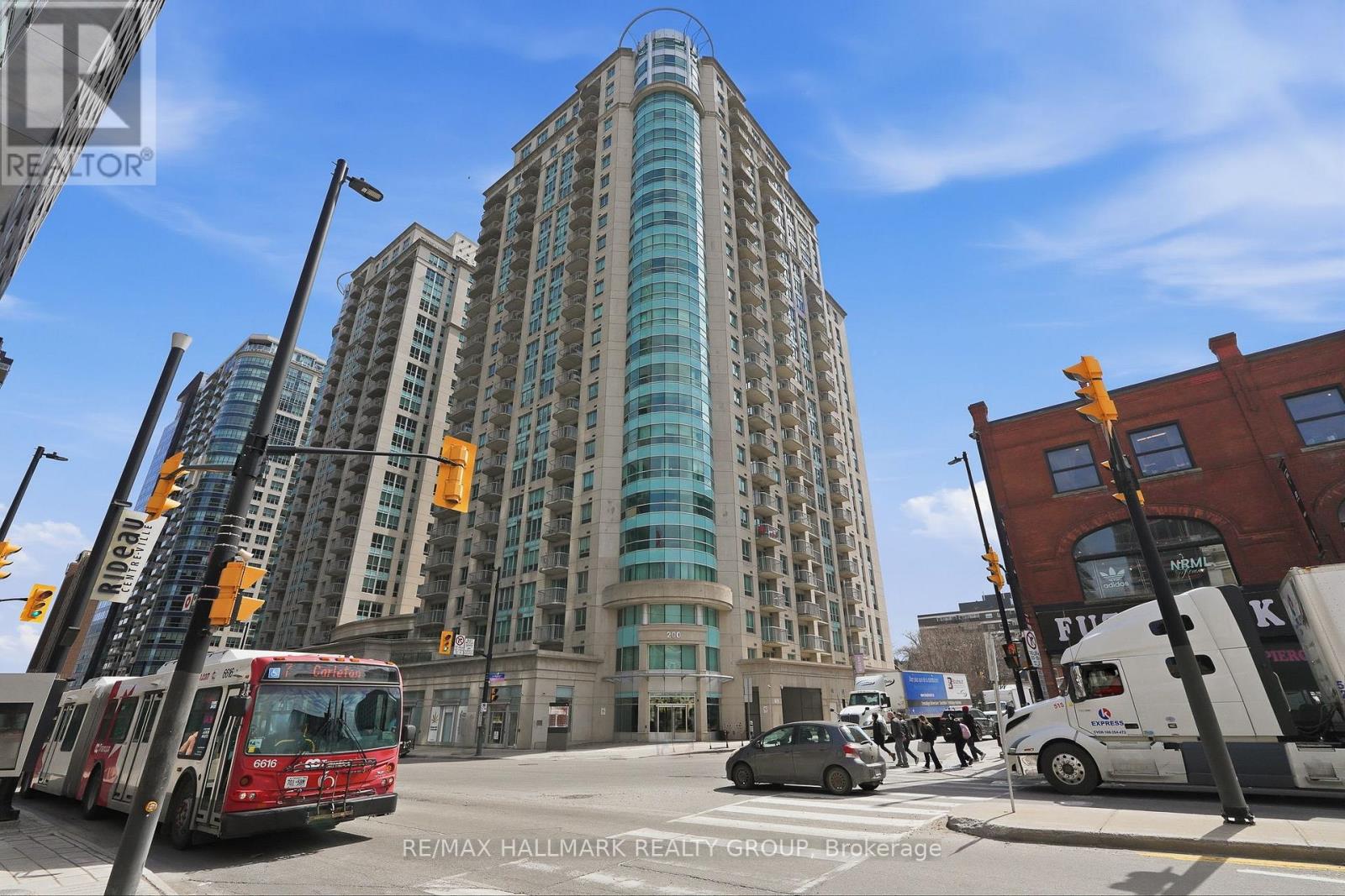 809 - 200 RIDEAU STREET, Ottawa, Ontario
