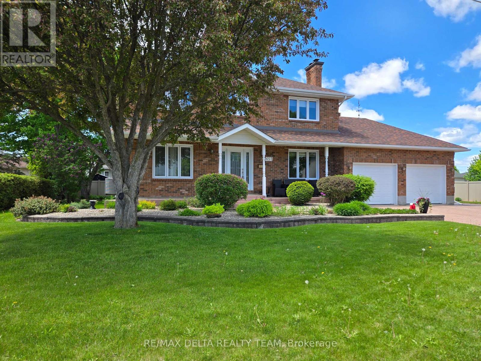 657 Ste Anne Street, Casselman, Ontario  K0A 1M0 - Photo 2 - X12984252