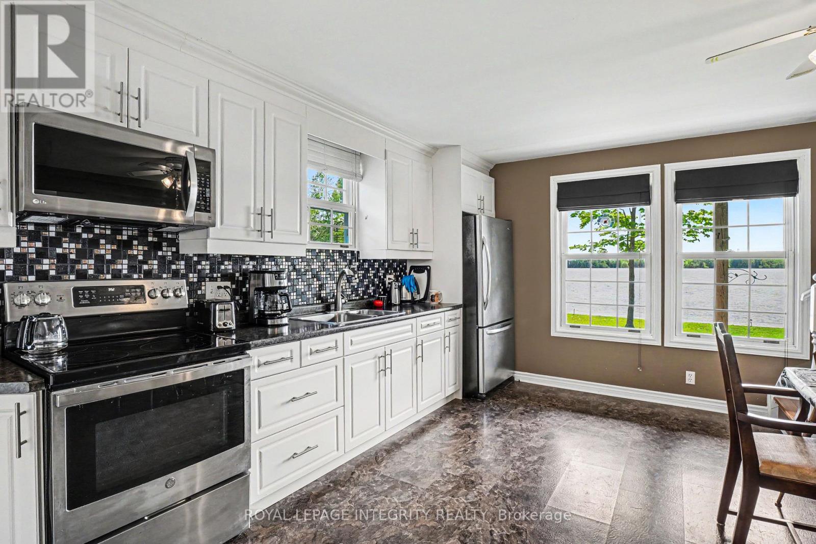 88 R12 Road, Rideau Lakes, Ontario  K0G 1L0 - Photo 16 - X12985084
