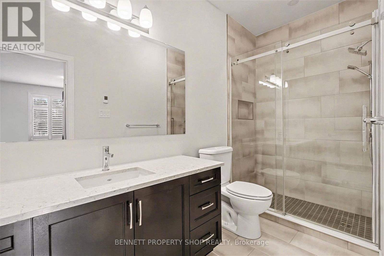 621 Enclave Lane, Clarence-Rockland, Ontario  K4K 0M8 - Photo 11 - X12985192