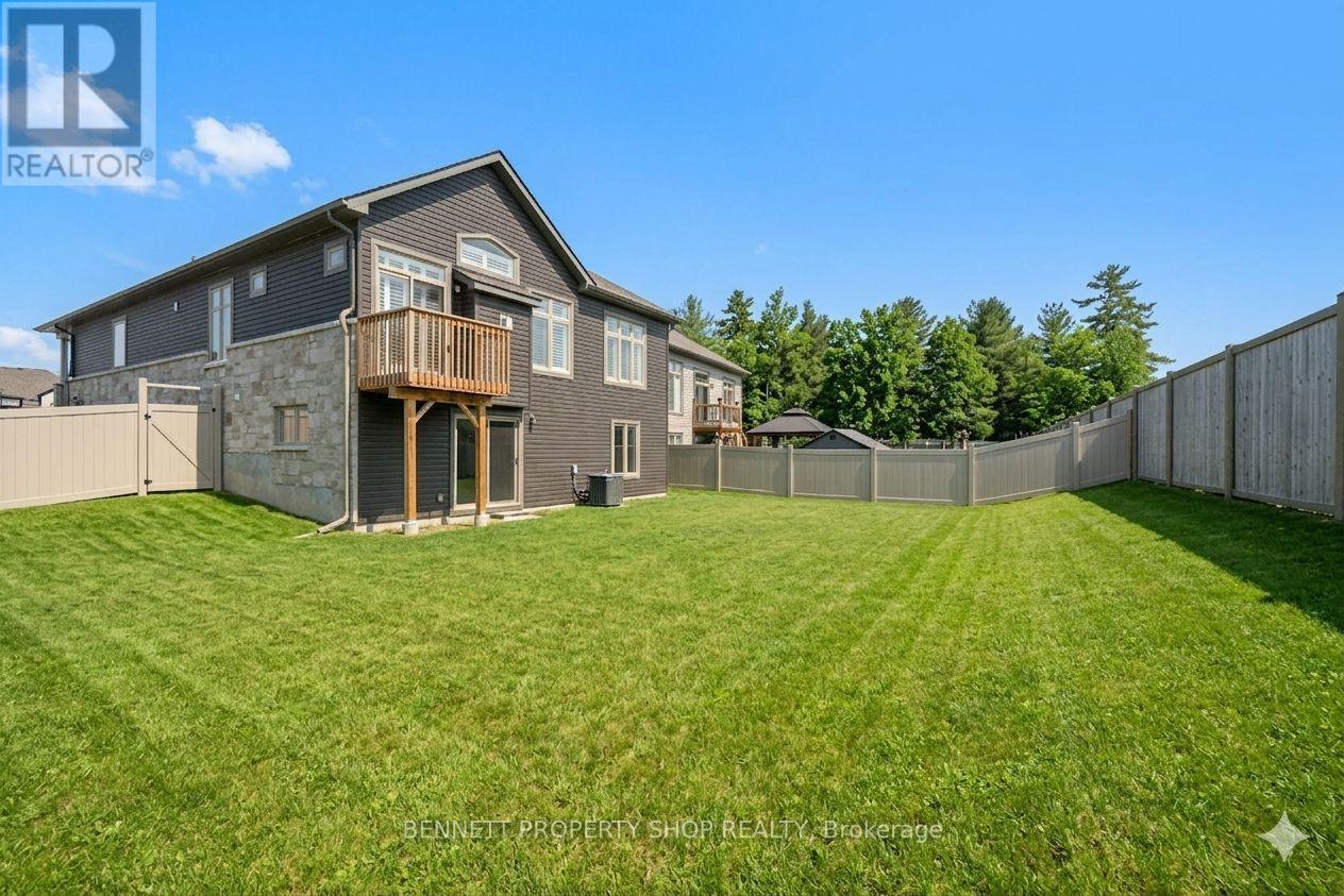 621 Enclave Lane, Clarence-Rockland, Ontario  K4K 0M8 - Photo 16 - X12985192