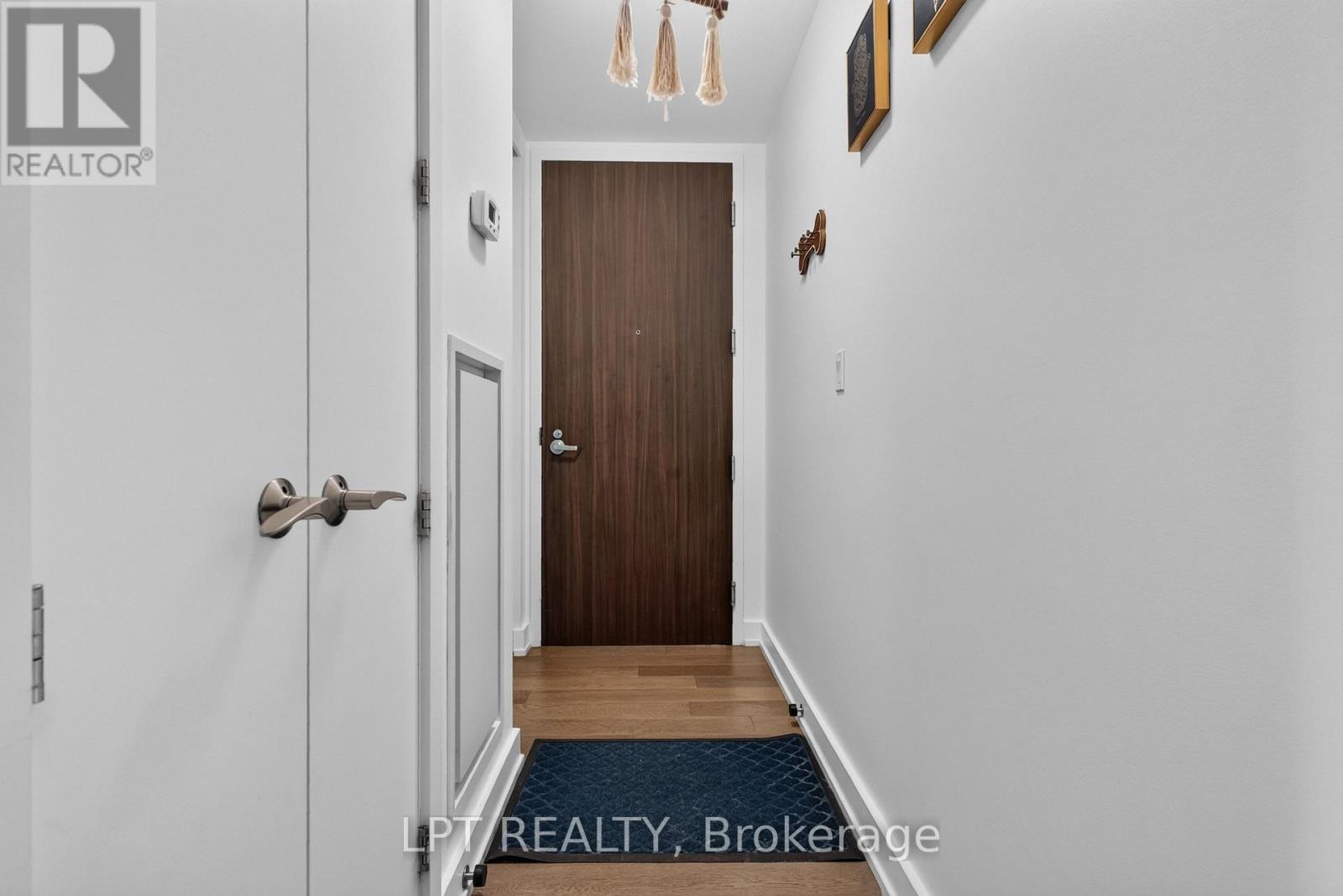 307 - 111 Champagne Avenue S, Ottawa, Ontario  K1S 5V3 - Photo 8 - X12986100