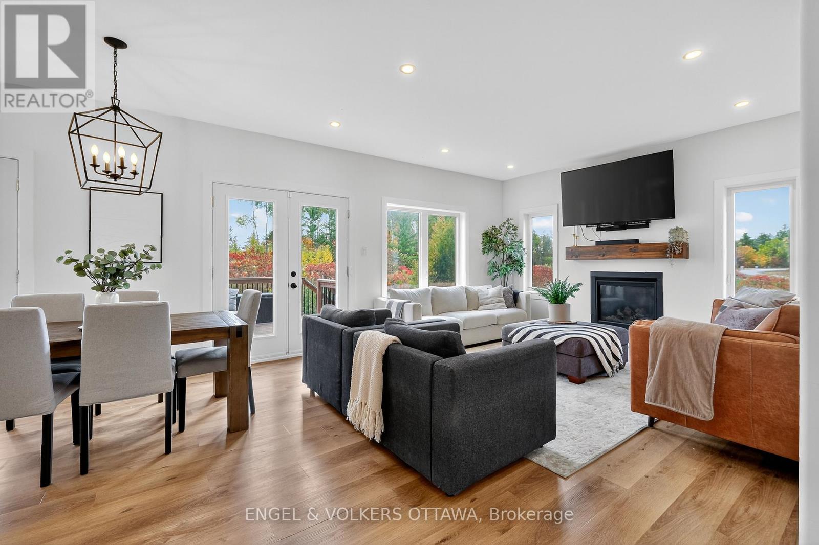 57 Paul A. Bertrand Drive, Mcnab/braeside, Ontario  K7S 3G8 - Photo 14 - X12987066