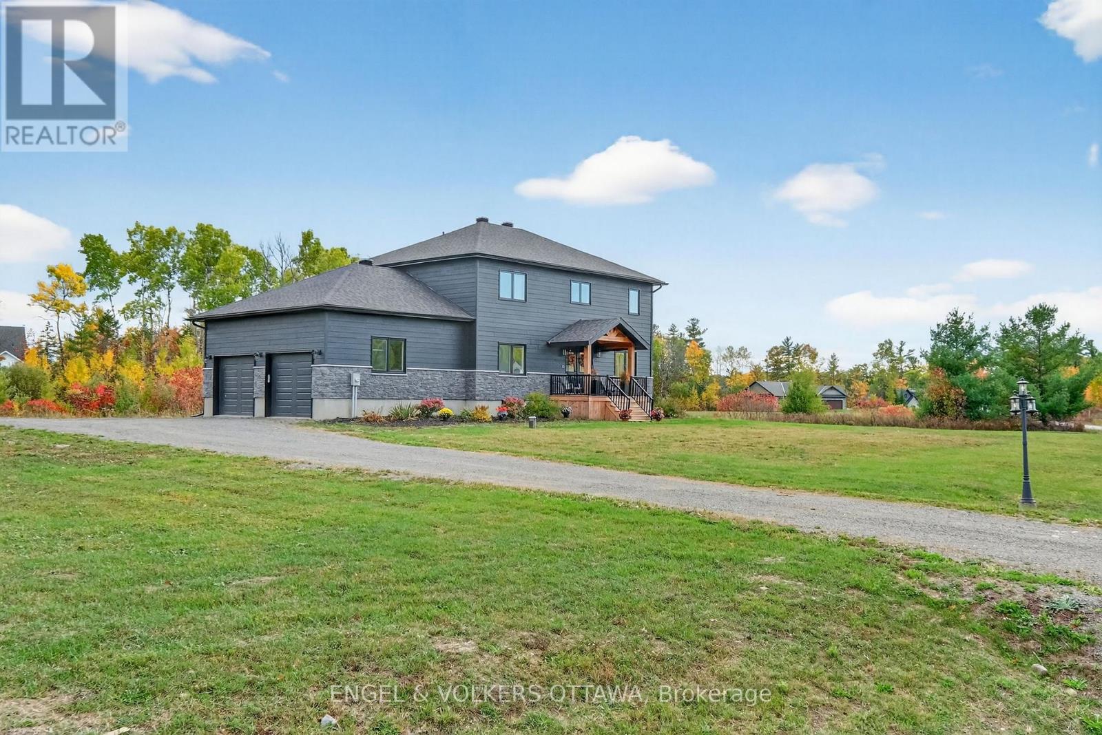 57 Paul A. Bertrand Drive, Mcnab/braeside, Ontario  K7S 3G8 - Photo 3 - X12987066
