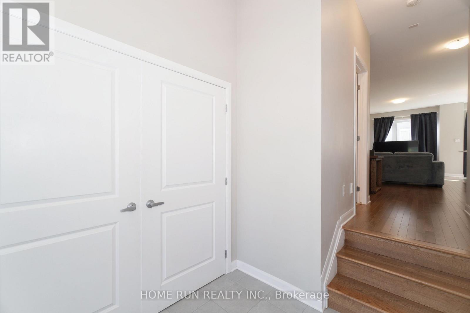 422 Kayak Street, Ottawa, Ontario  K2J 6P3 - Photo 2 - X12987950