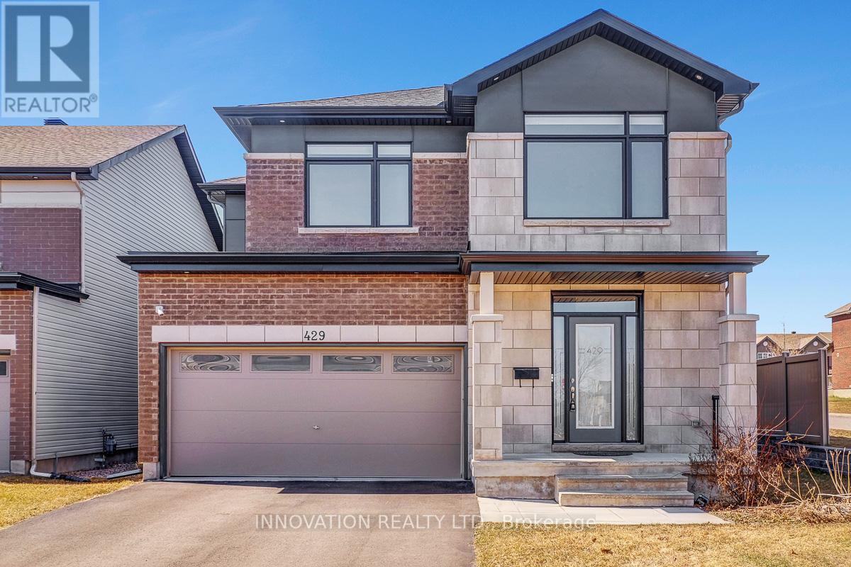 429 FERNSIDE STREET, Ottawa, Ontario