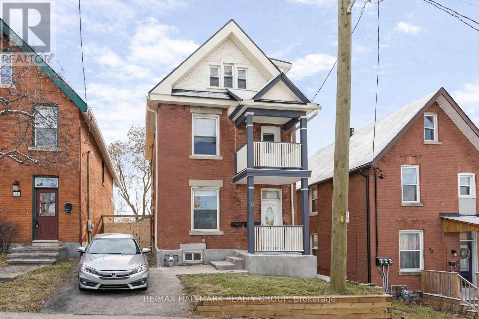70 ANDERSON STREET, Ottawa, Ontario