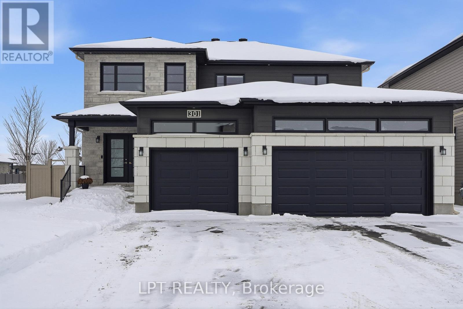 301 MOONLIGHT DRIVE, Russell, Ontario