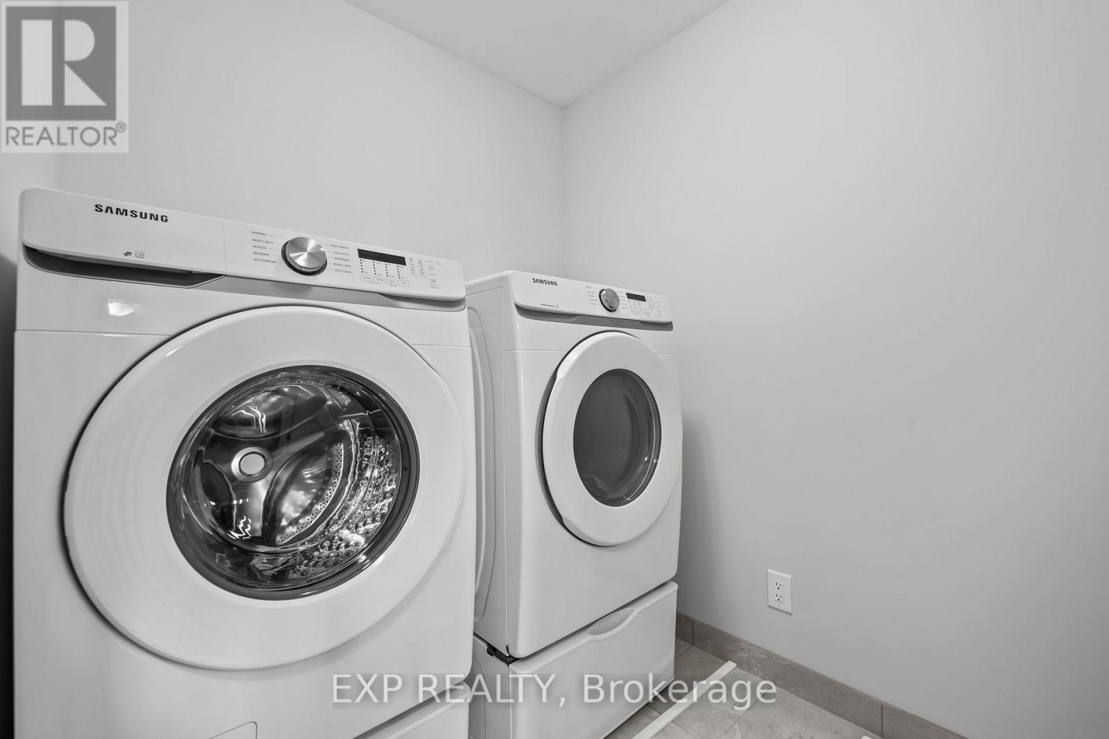 335 Wabasso Lane, Ottawa, Ontario  K1T 0T2 - Photo 15 - X12991520