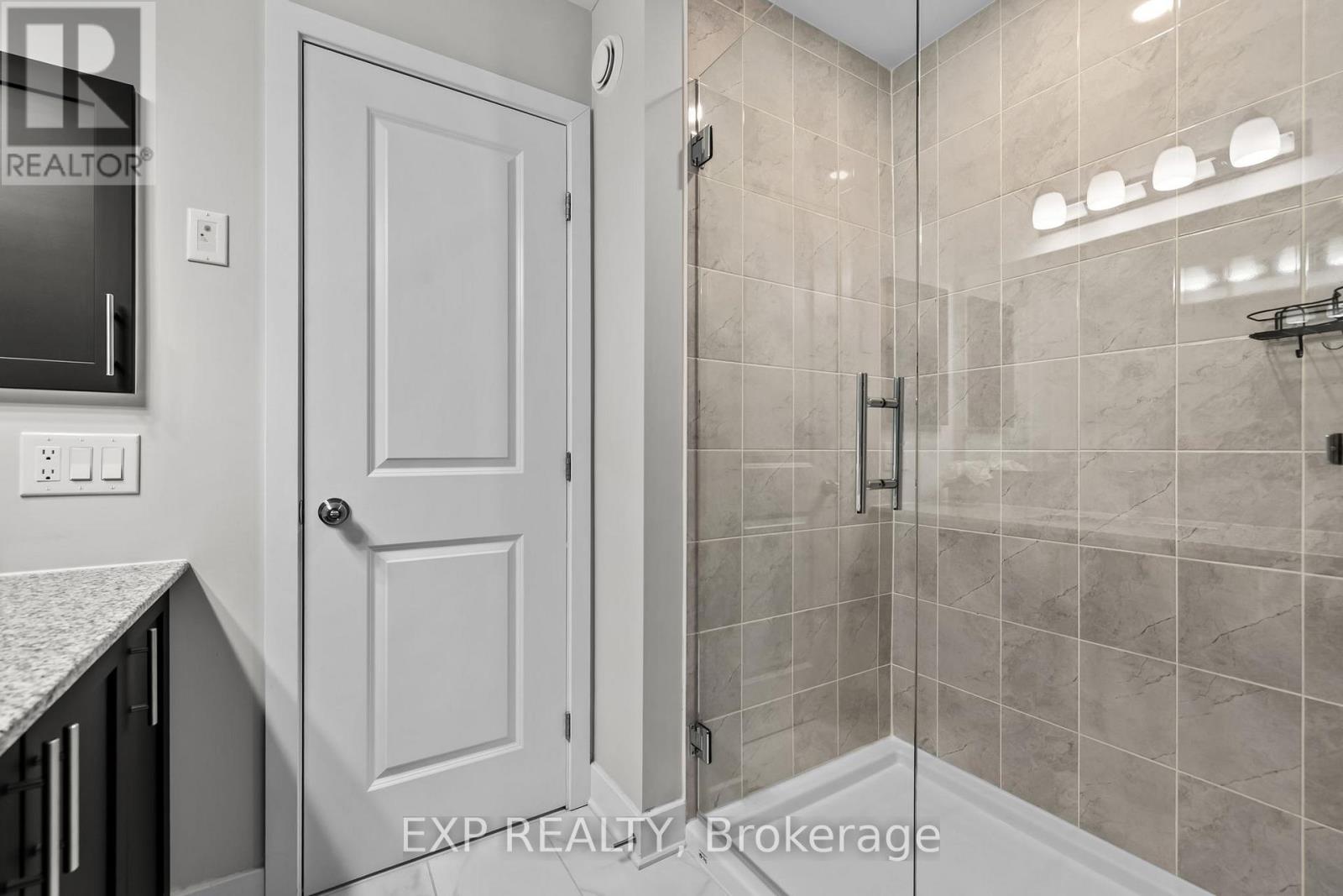 335 Wabasso Lane, Ottawa, Ontario  K1T 0T2 - Photo 20 - X12991520