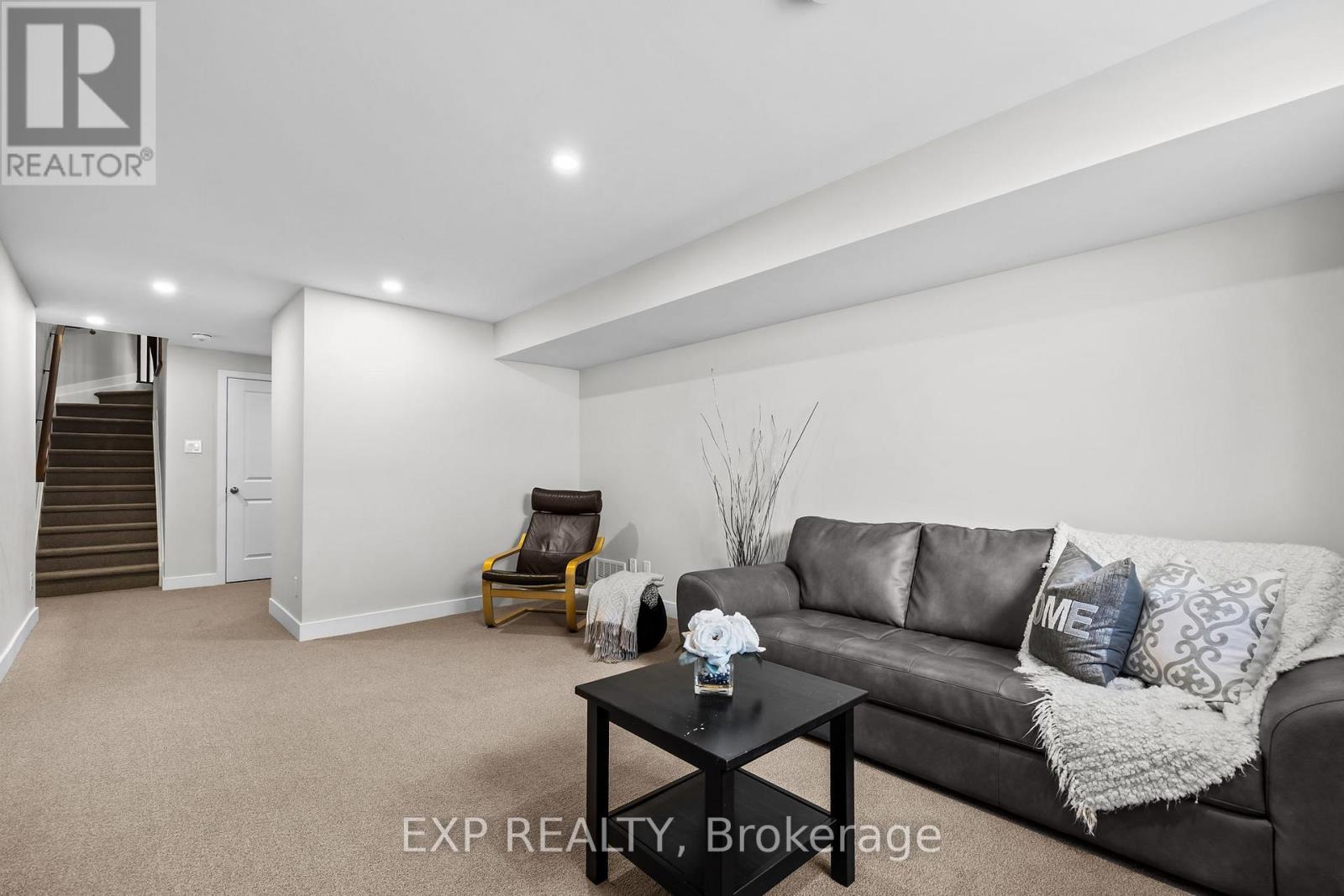 335 Wabasso Lane, Ottawa, Ontario  K1T 0T2 - Photo 21 - X12991520