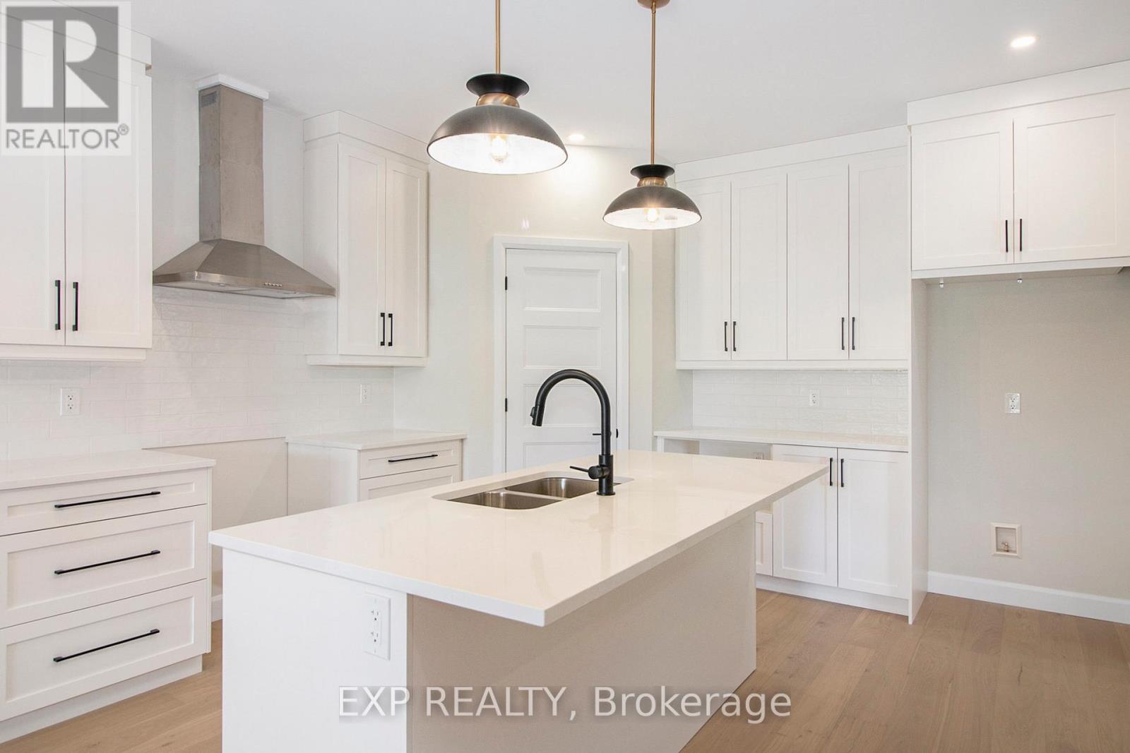 775 Lacroix Road, Clarence-Rockland, Ontario  K0A 2A0 - Photo 8 - X12991768