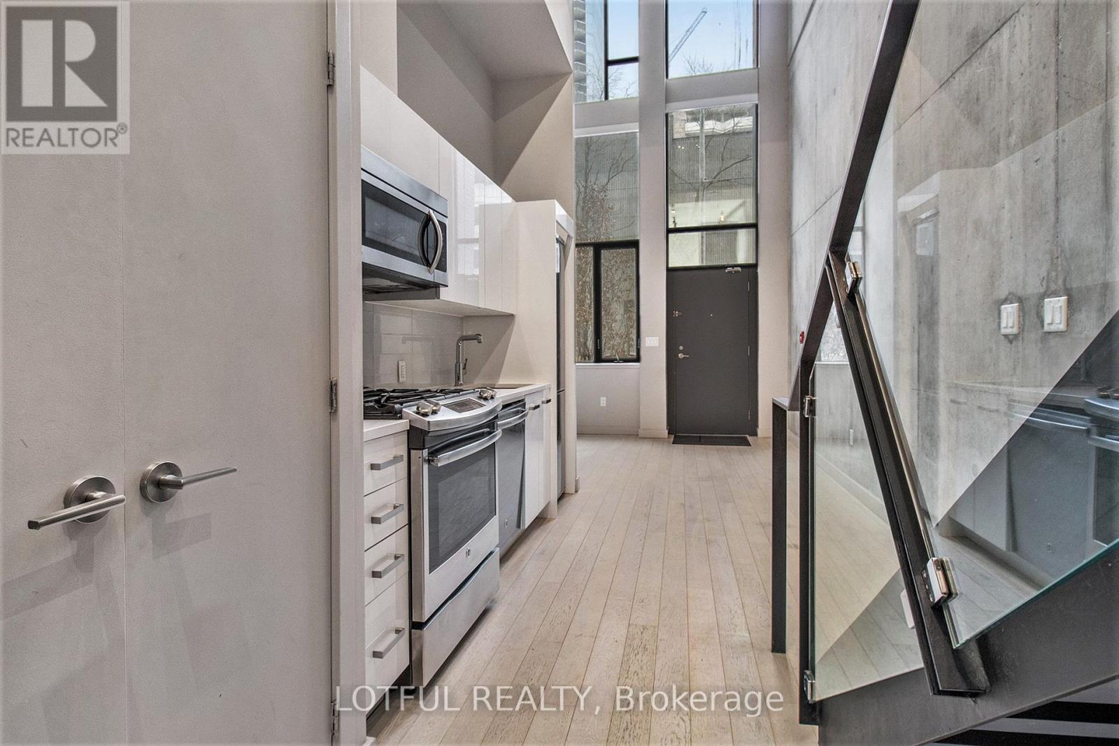 334 Gloucester Street, Ottawa, Ontario  K1R 0C1 - Photo 7 - X12992738