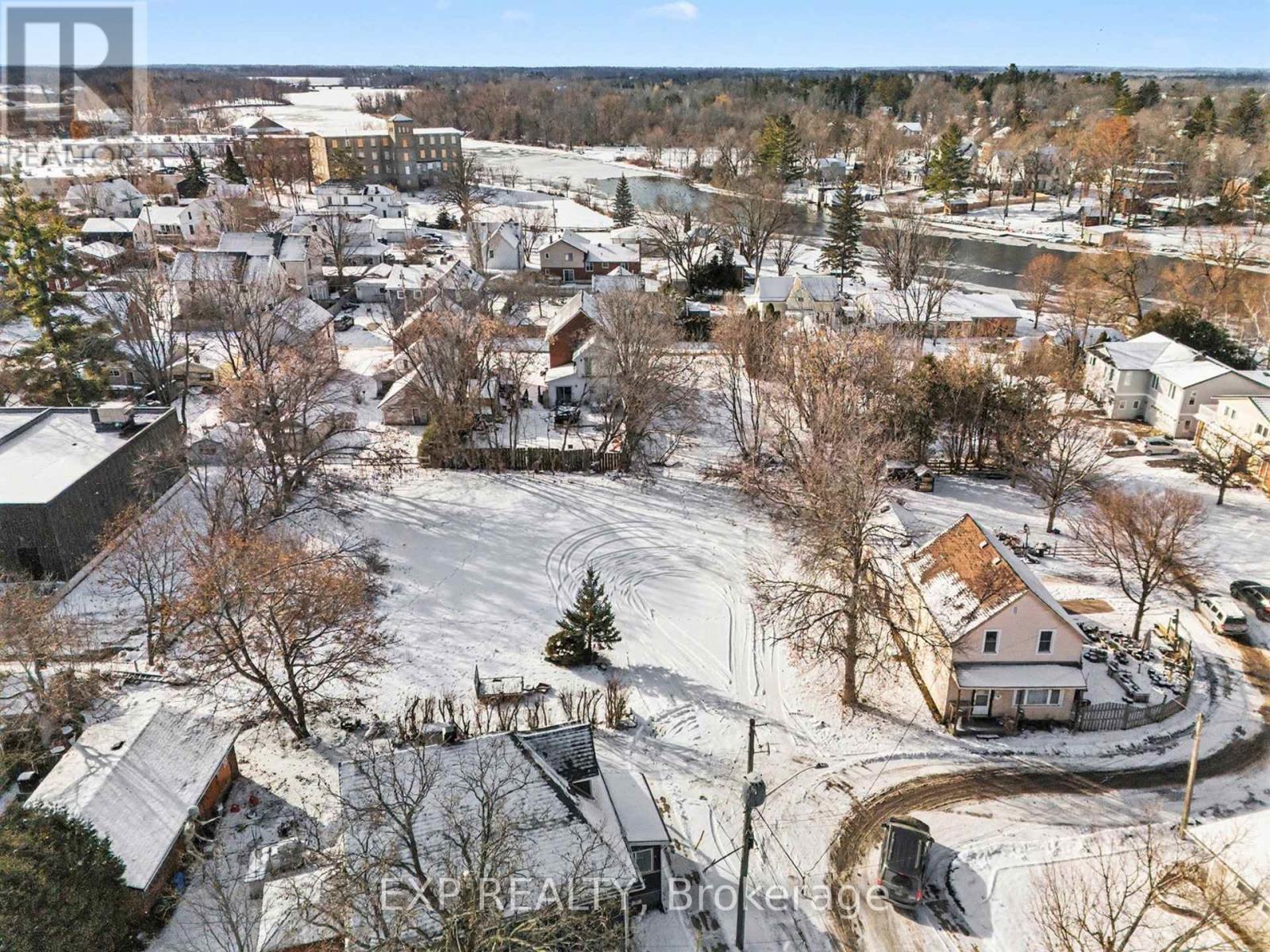 42 Allan Street, Carleton Place, Ontario  K7C 1T3 - Photo 8 - X12993548