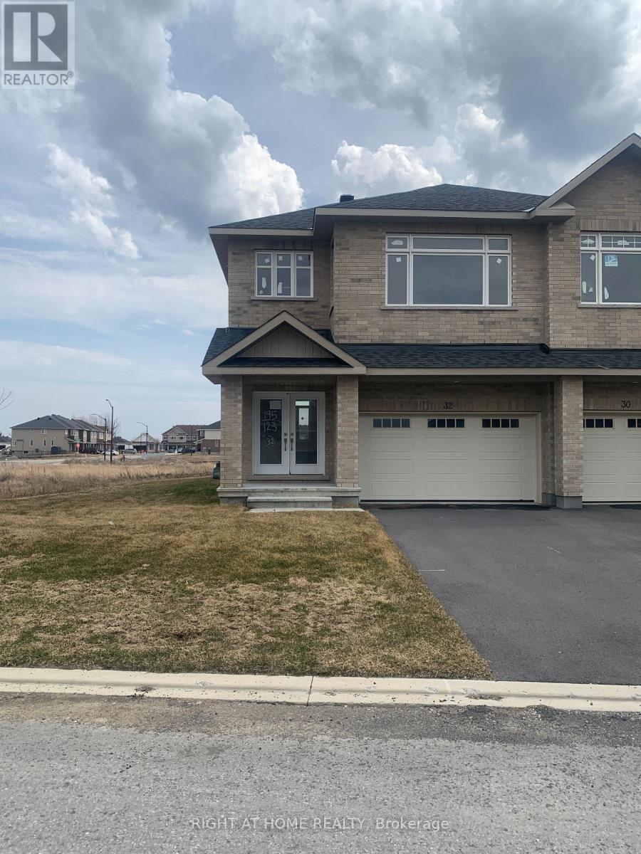32 WYLIE WAY, Carleton Place, Ontario