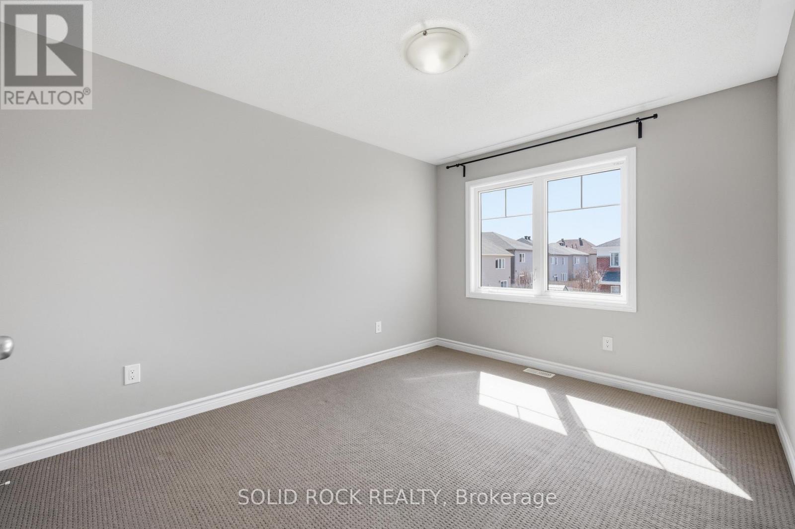154 Westover Crescent, Ottawa, Ontario  K2T 0K6 - Photo 25 - X12994384