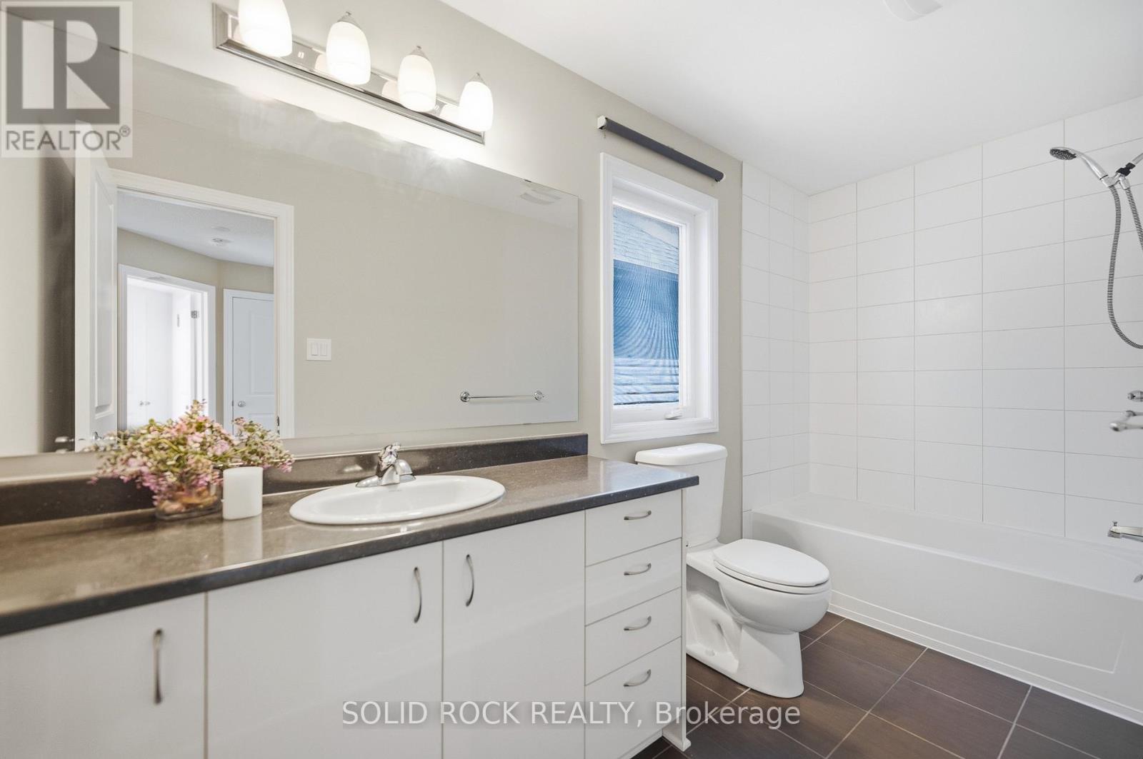 154 Westover Crescent, Ottawa, Ontario  K2T 0K6 - Photo 33 - X12994384