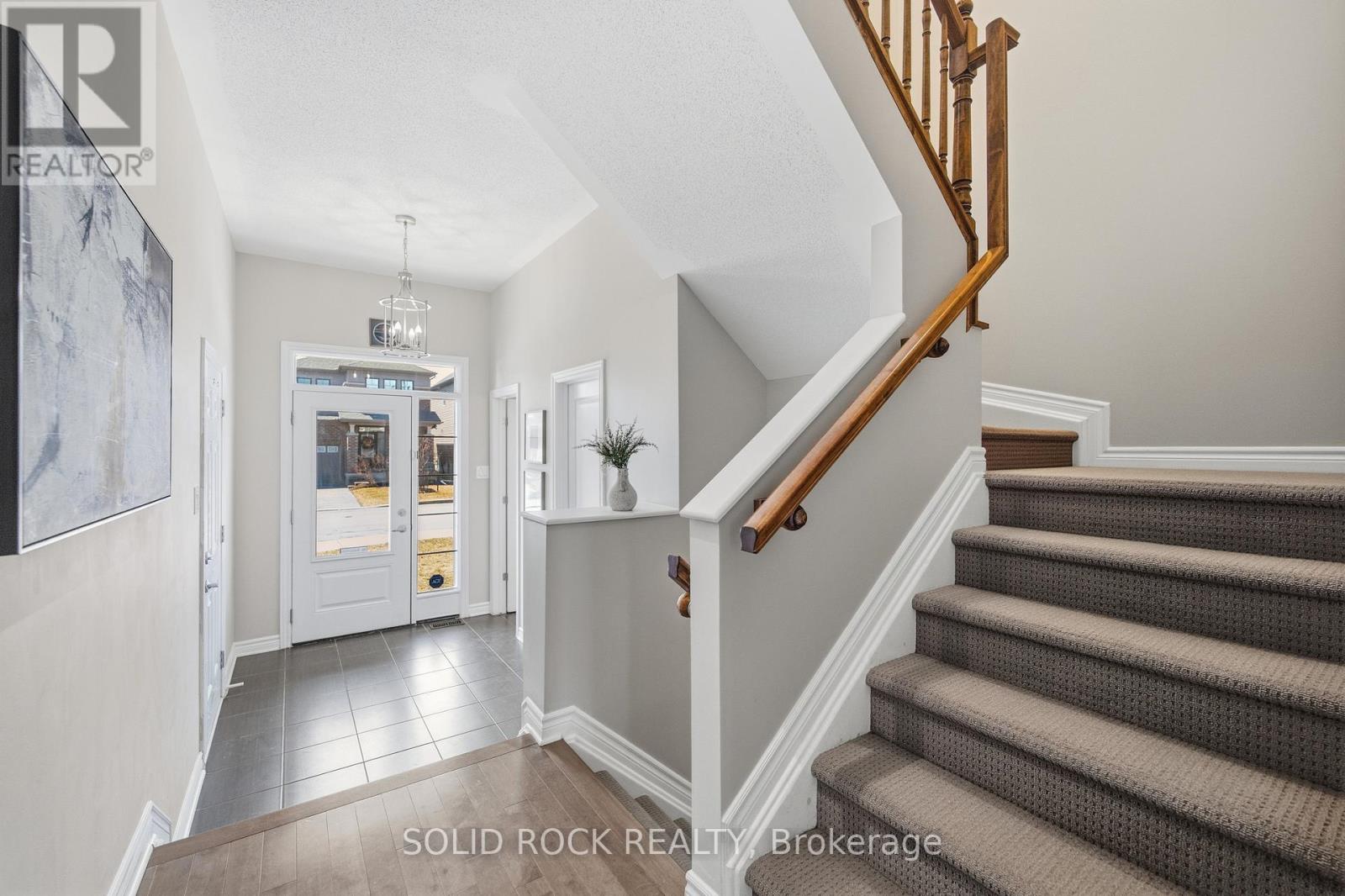 154 Westover Crescent, Ottawa, Ontario  K2T 0K6 - Photo 7 - X12994384