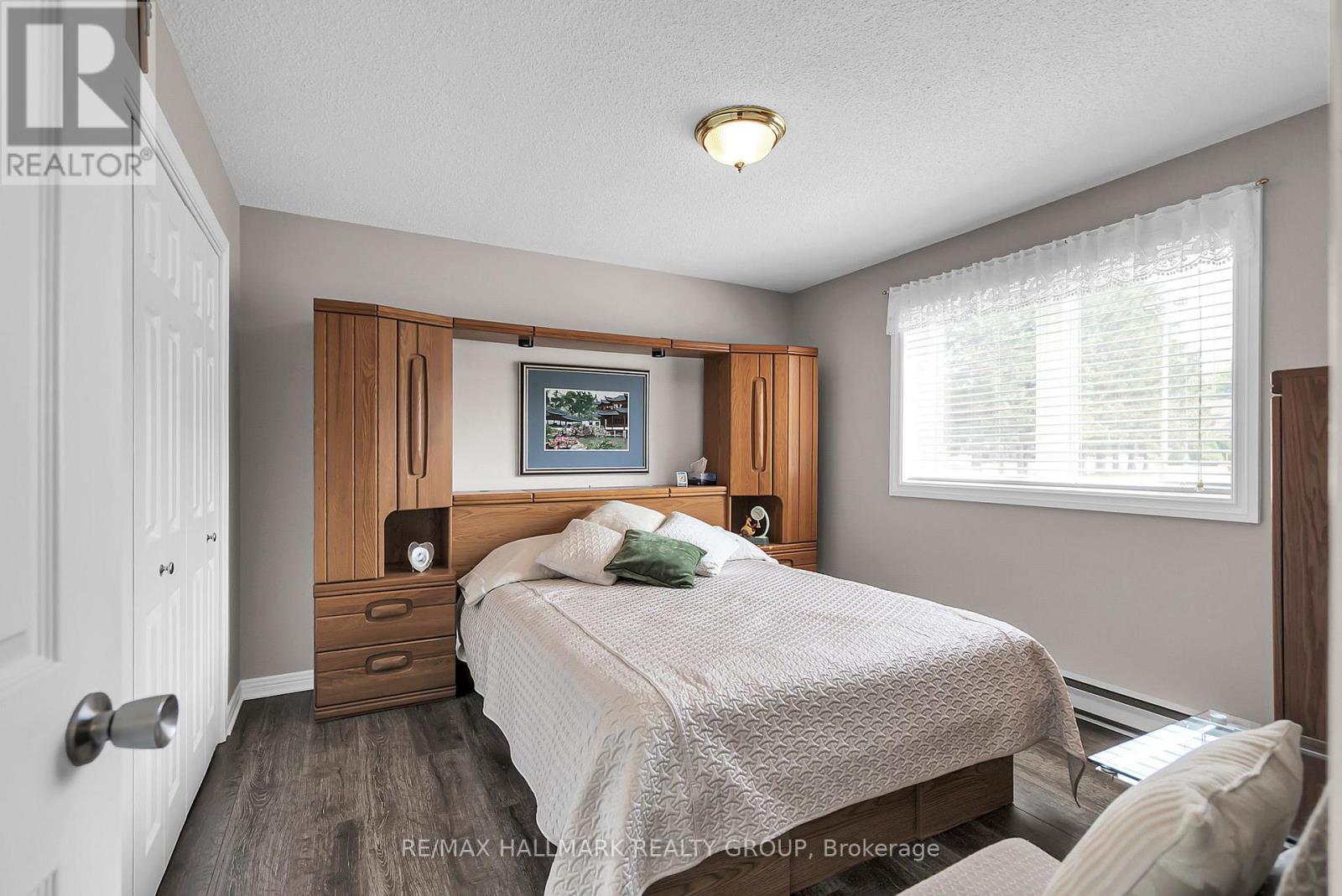 656 Ch Station Road, Alfred And Plantagenet, Ontario  K0B 1A0 - Photo 14 - X12994602