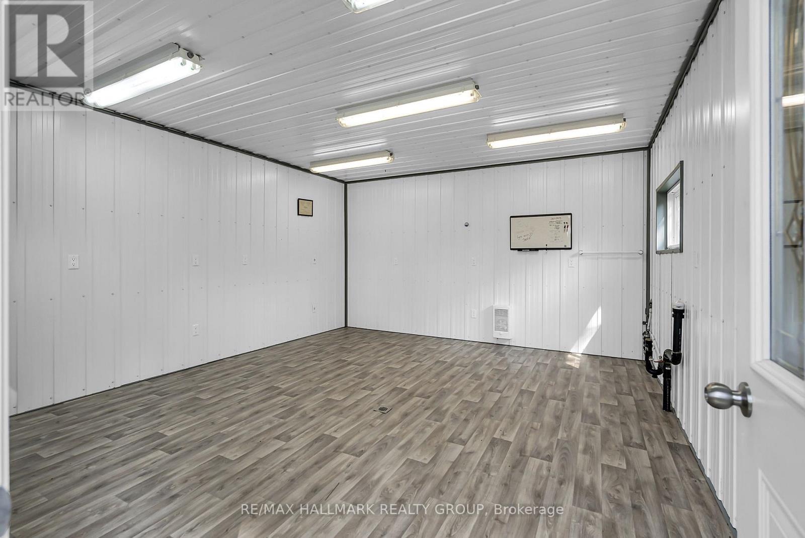 656 Ch Station Road, Alfred And Plantagenet, Ontario  K0B 1A0 - Photo 31 - X12994602