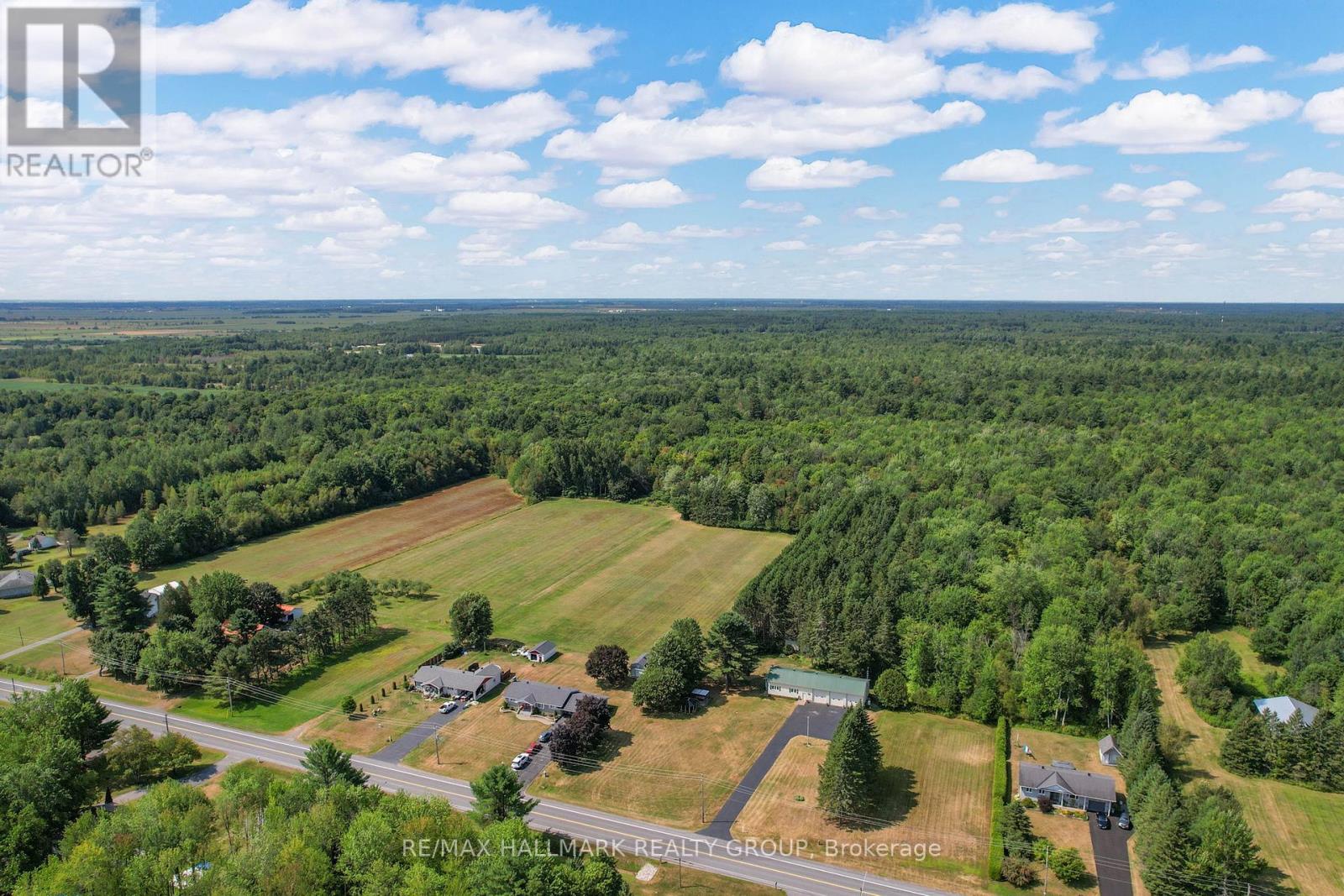 656 Ch Station Road, Alfred And Plantagenet, Ontario  K0B 1A0 - Photo 40 - X12994602
